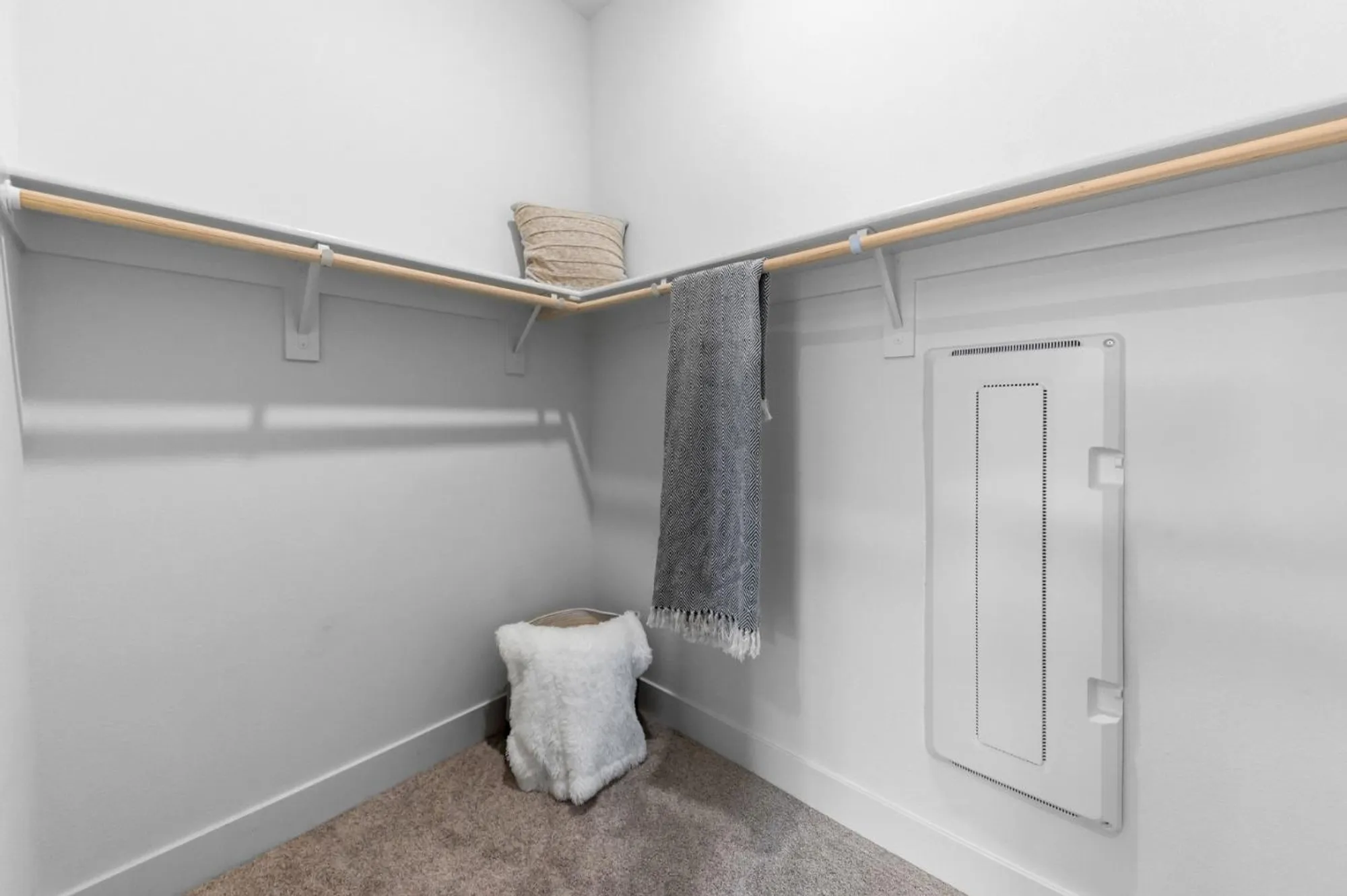 Property Slideshow image 38 of 58 | 708 thayer ln unit 404, Foster City, CA, 94404