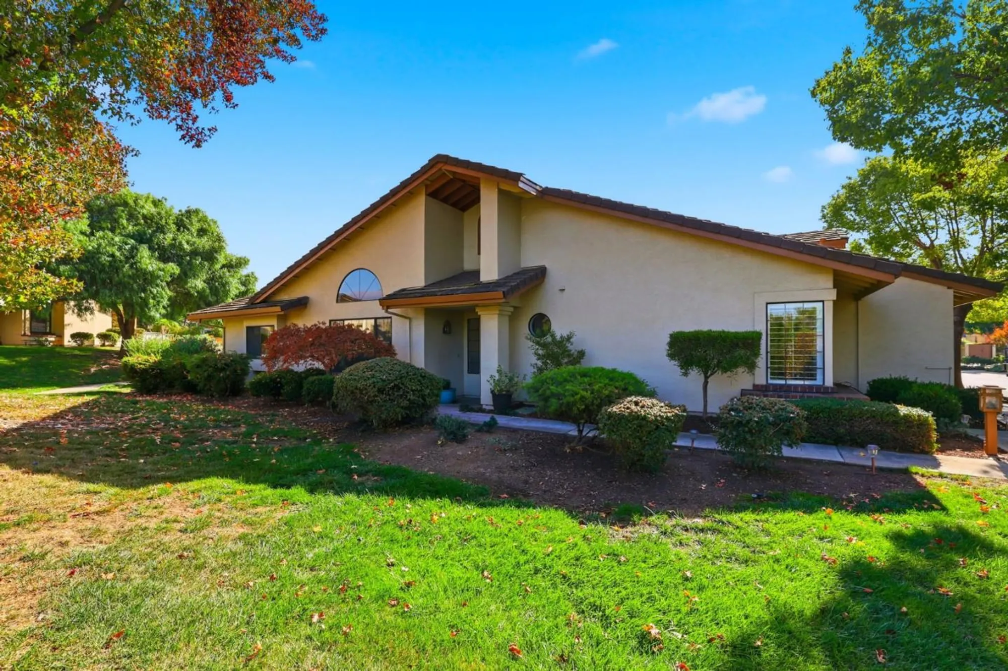 Property Slideshow image 4 of 52 | 3120 lake trasimeno dr, San Jose, CA, 95135