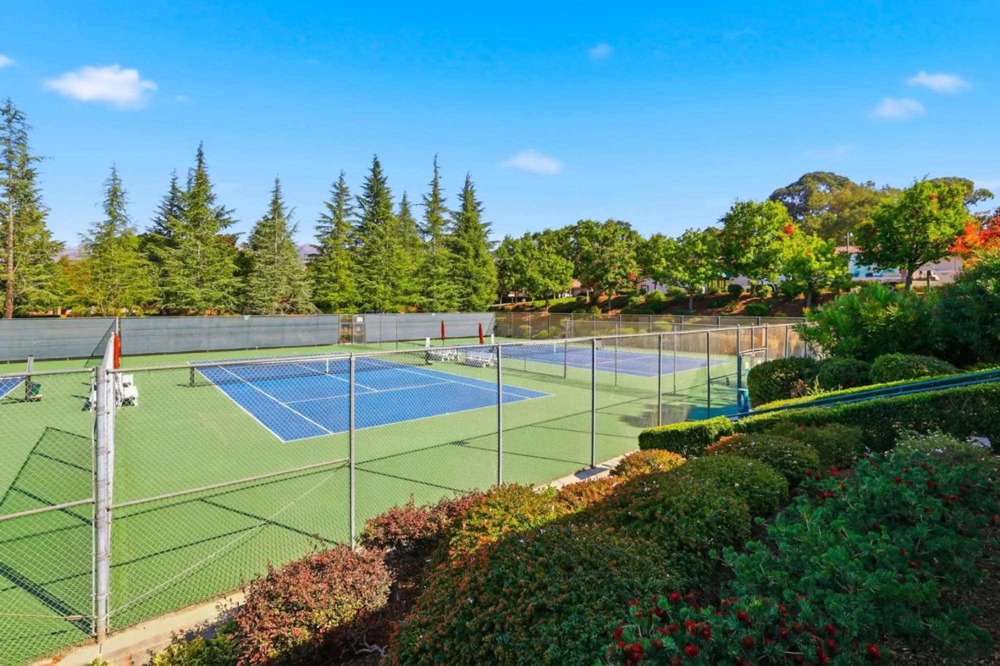 Property Slideshow image 33 of 52 | 3120 lake trasimeno dr, San Jose, CA, 95135