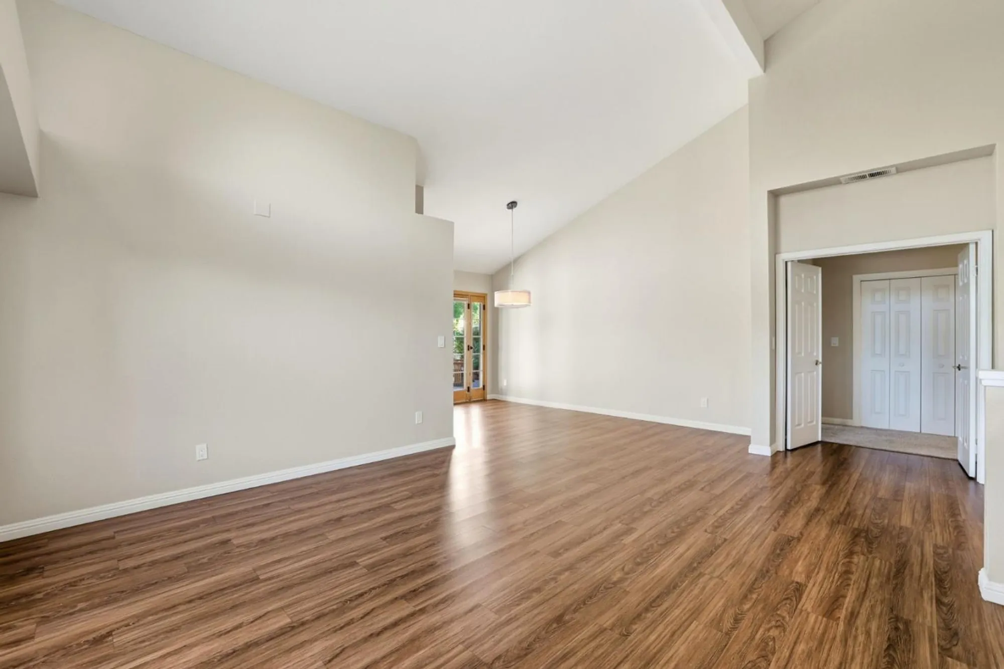 Property Slideshow image 39 of 52 | 3120 lake trasimeno dr, San Jose, CA, 95135