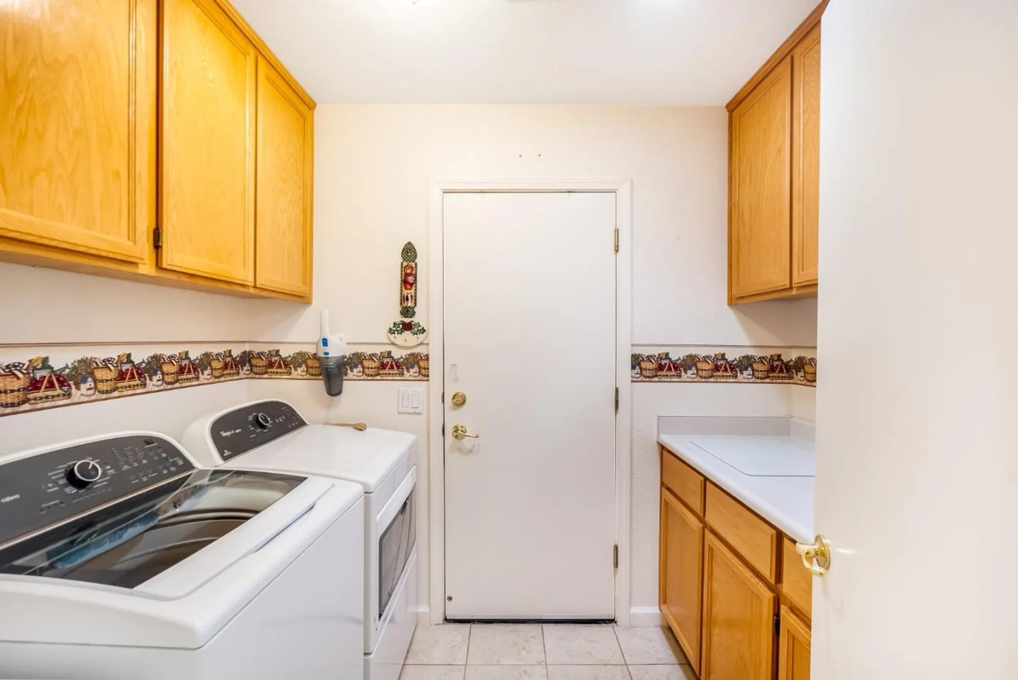 Property Slideshow image 32 of 49 | 415 ruby ter, Brentwood, CA, 94513