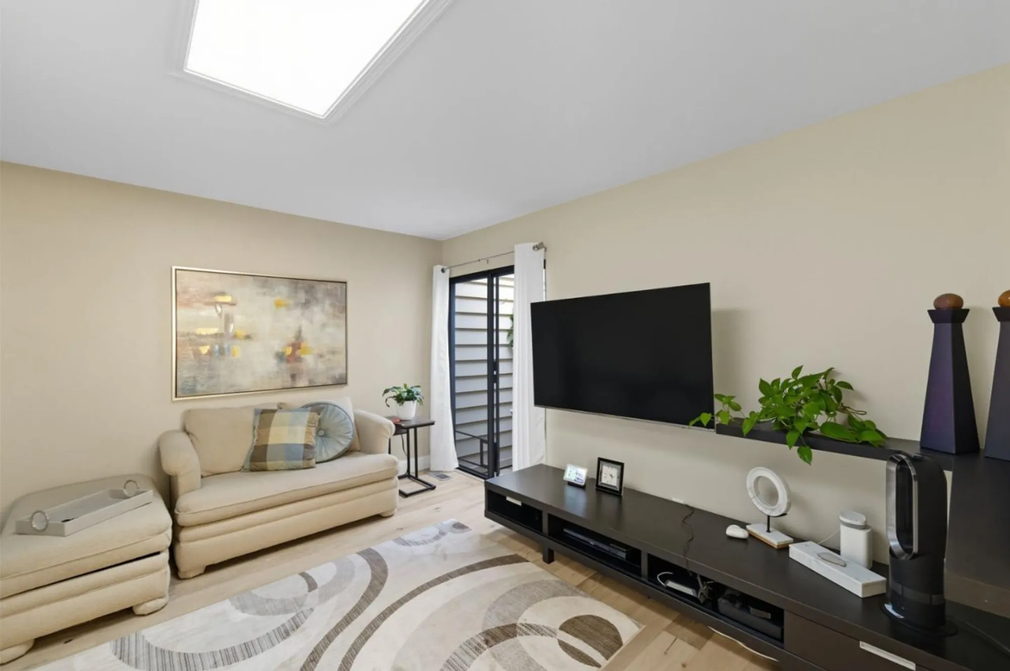 Property Slideshow image 15 of 25 | 7133 via solana, San Jose, CA, 95135