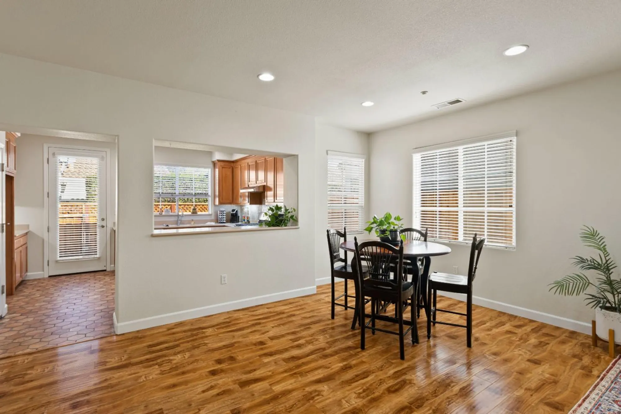 Property Slideshow image 8 of 26 | 1355 cypress ct, Gilroy, CA, 95020