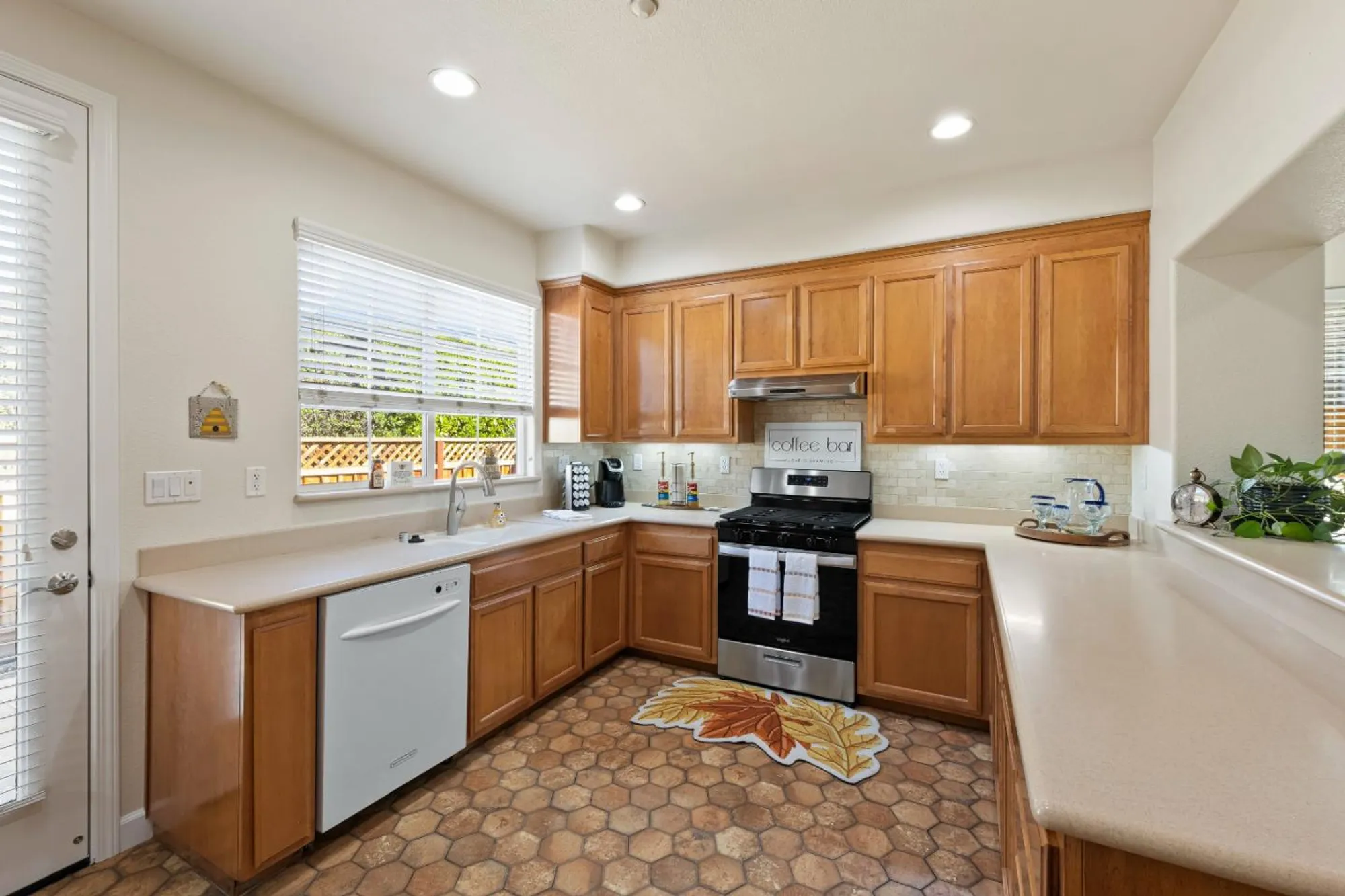 Property Slideshow image 10 of 26 | 1355 cypress ct, Gilroy, CA, 95020