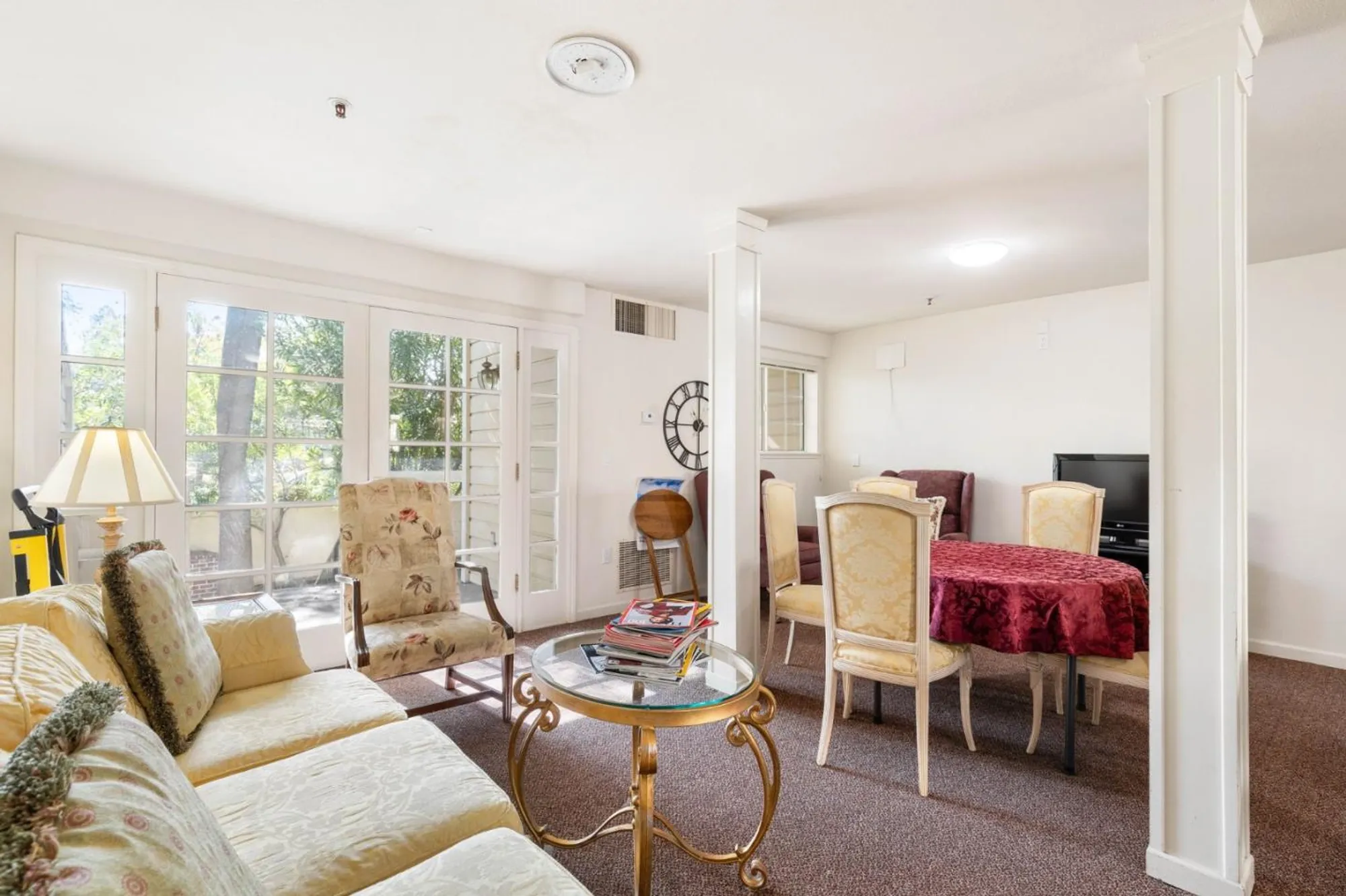 Property Slideshow image 31 of 37 | 576 w parr ave 1, Los Gatos, CA, 95032