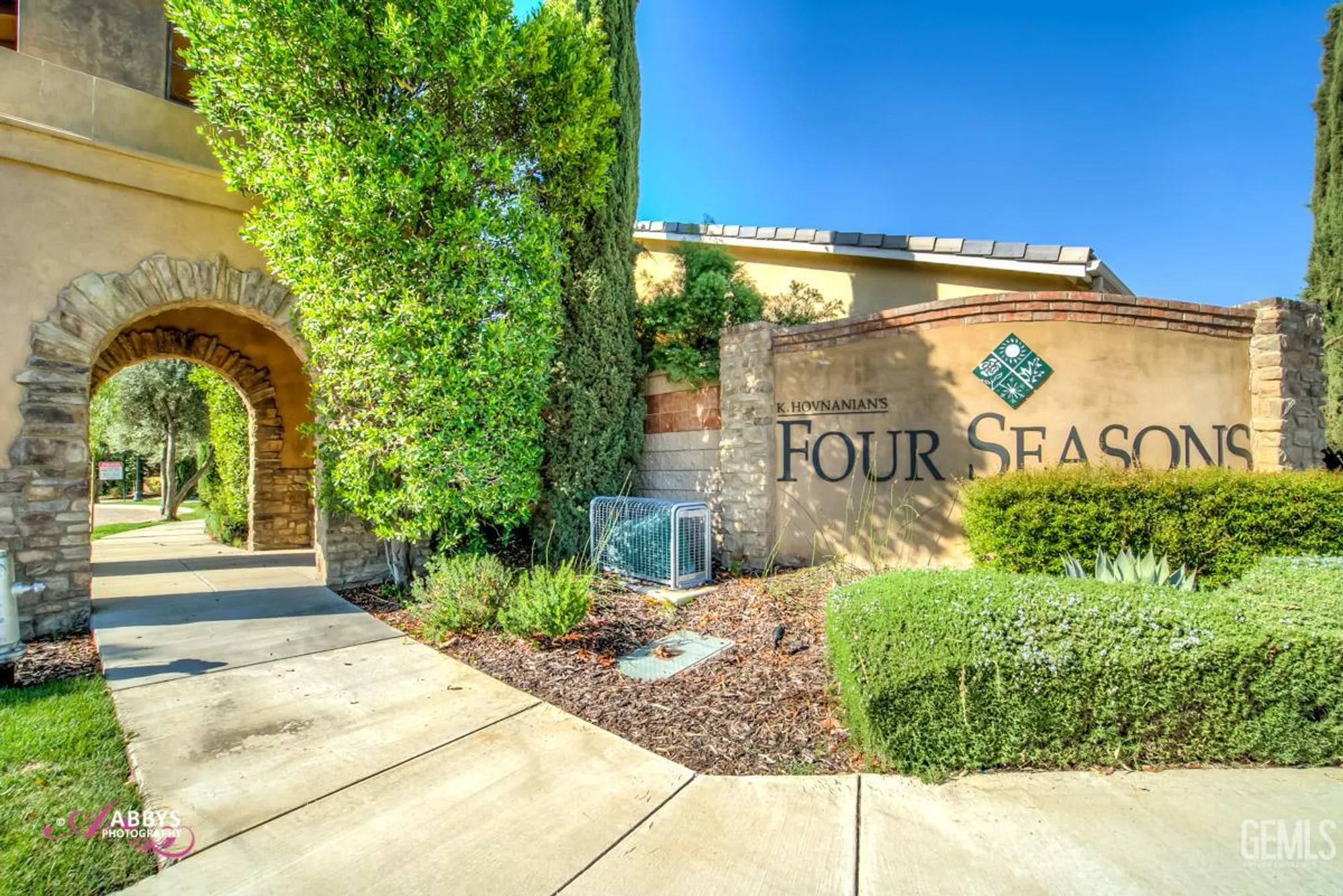 Property Slideshow image 33 of 50 | 9803 petersburg pl, Bakersfield, CA, 93306