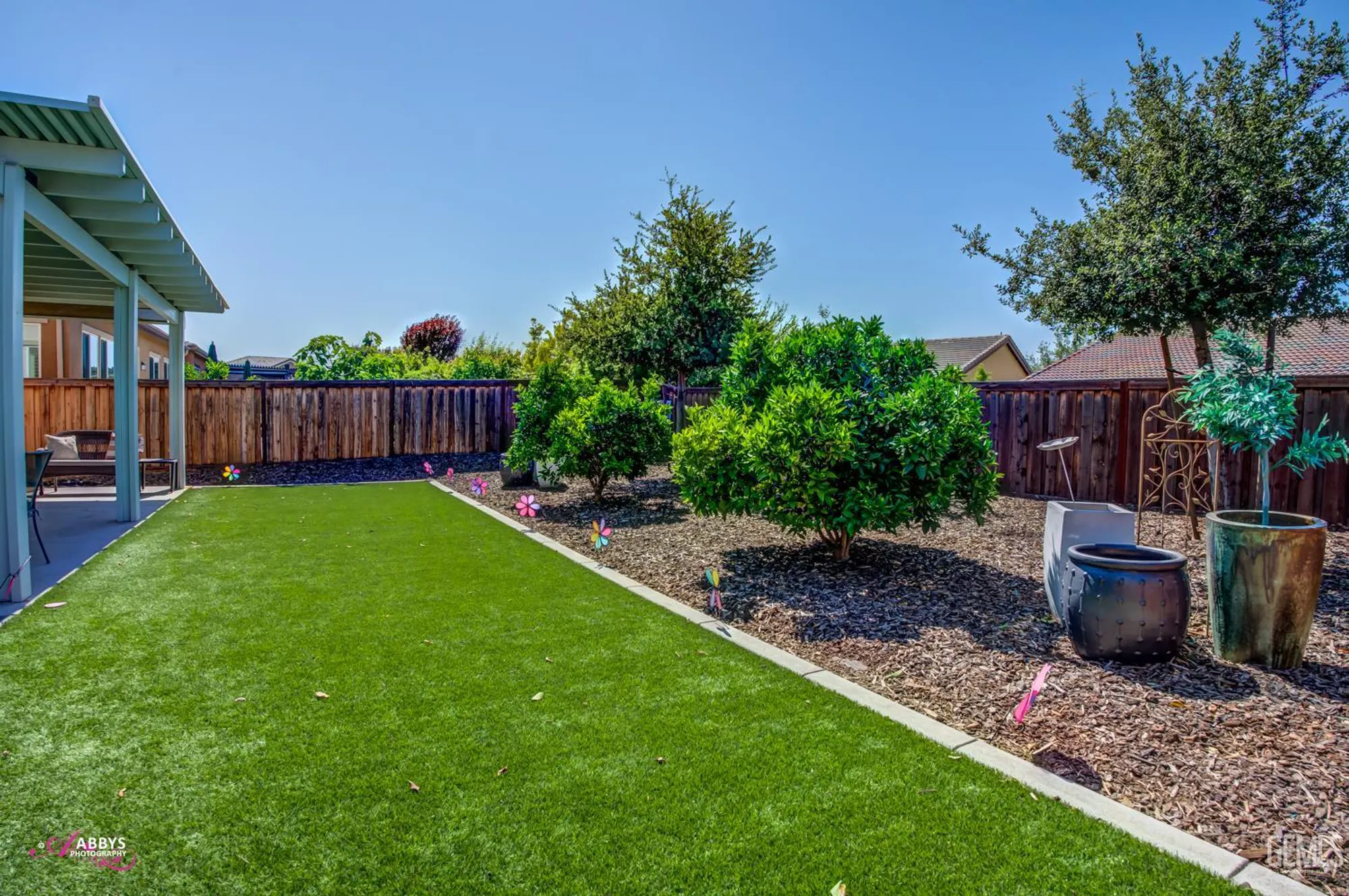 Property Slideshow image 27 of 50 | 9803 petersburg pl, Bakersfield, CA, 93306