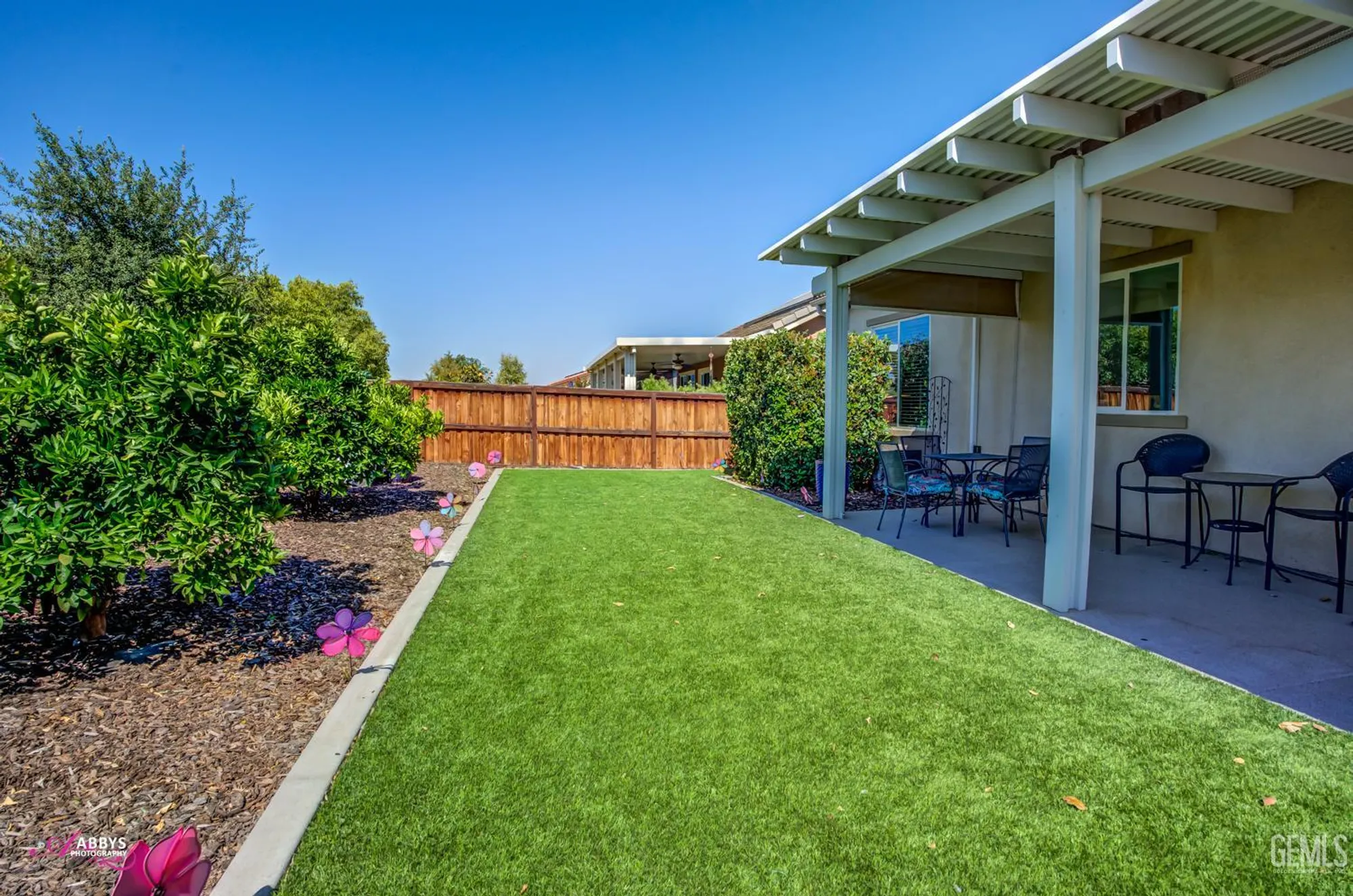 Property Slideshow image 24 of 50 | 9803 petersburg pl, Bakersfield, CA, 93306