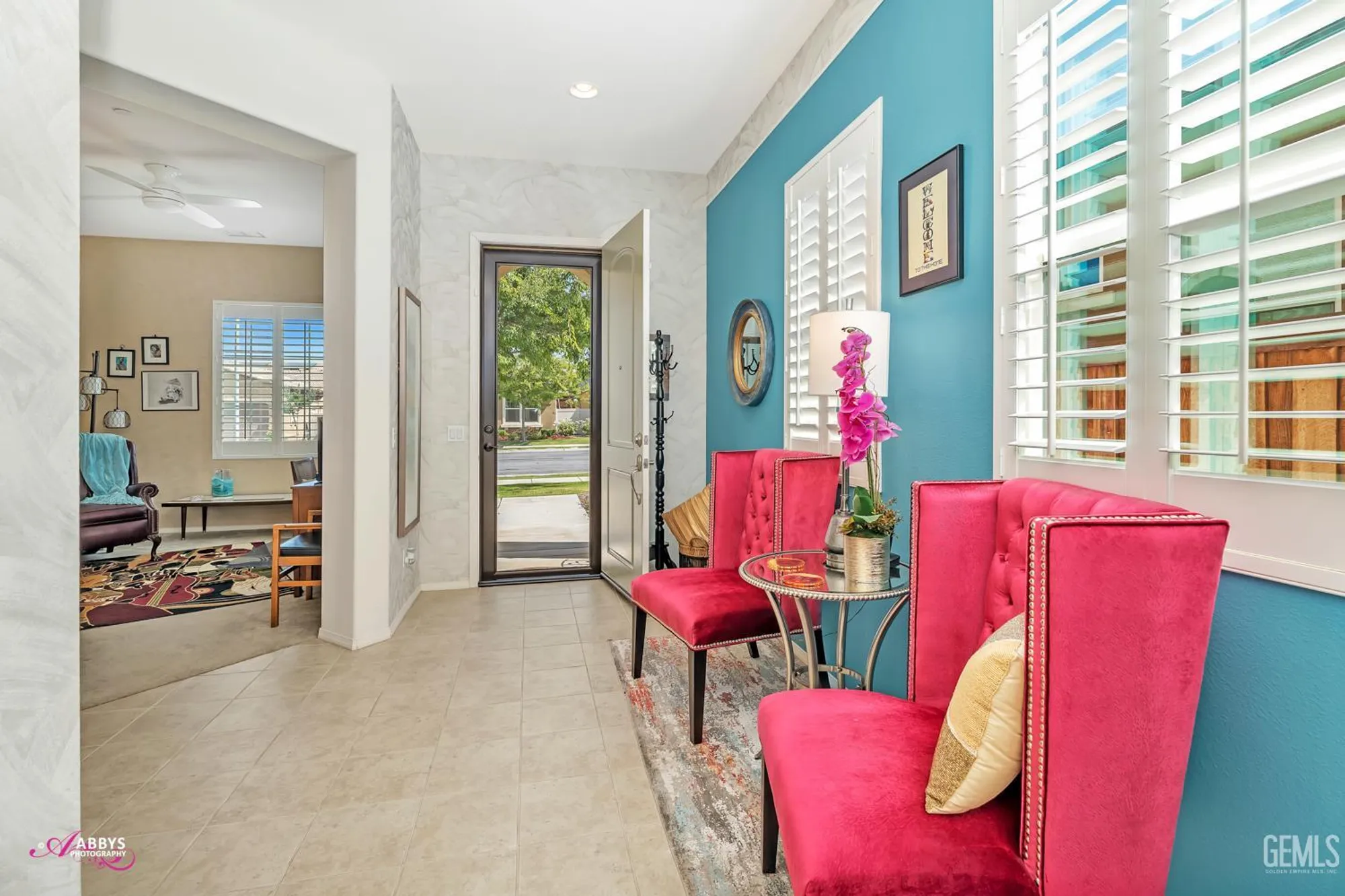 Property Slideshow image 5 of 50 | 9803 petersburg pl, Bakersfield, CA, 93306