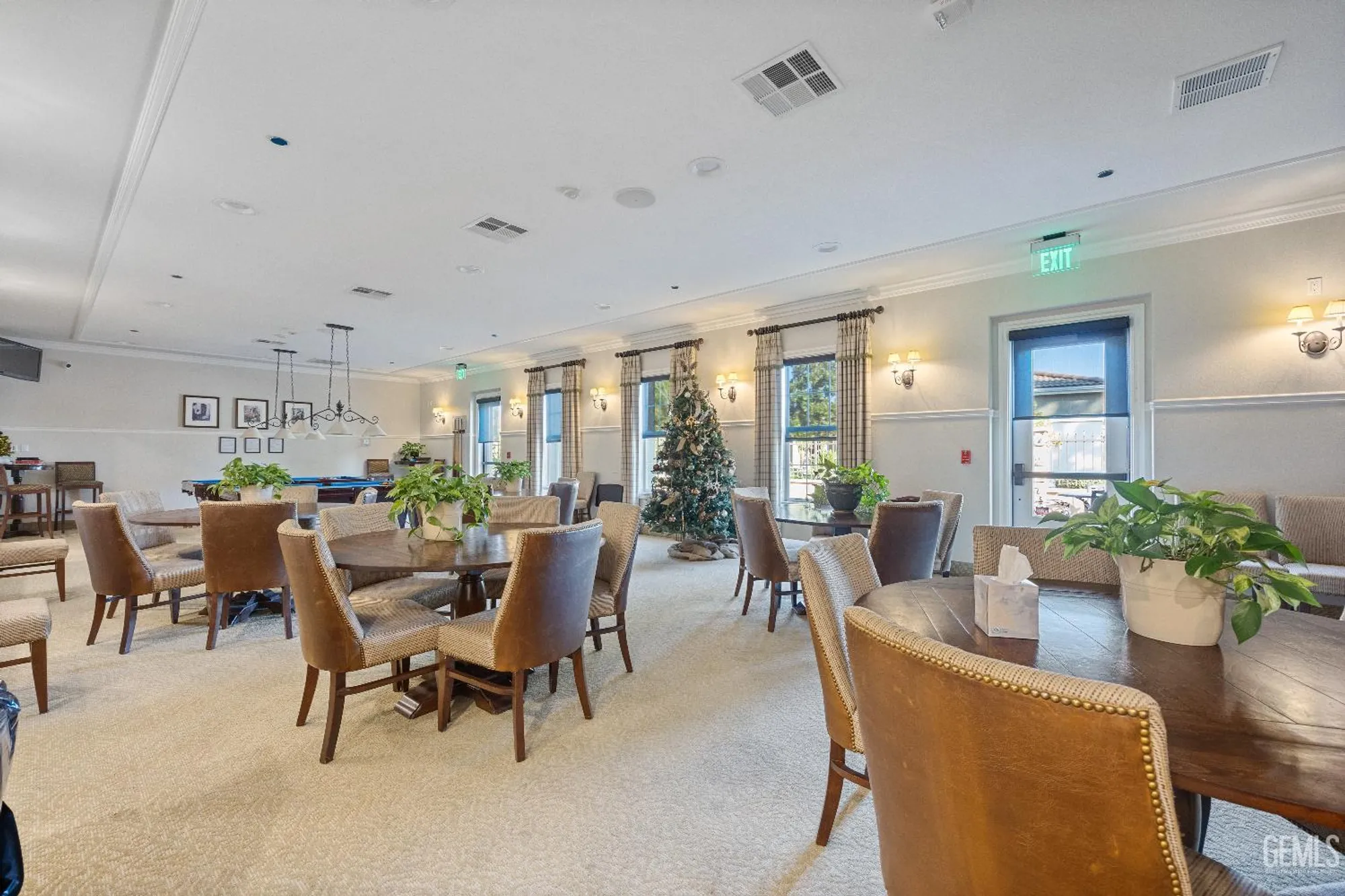 Property Slideshow image 42 of 50 | 9803 petersburg pl, Bakersfield, CA, 93306