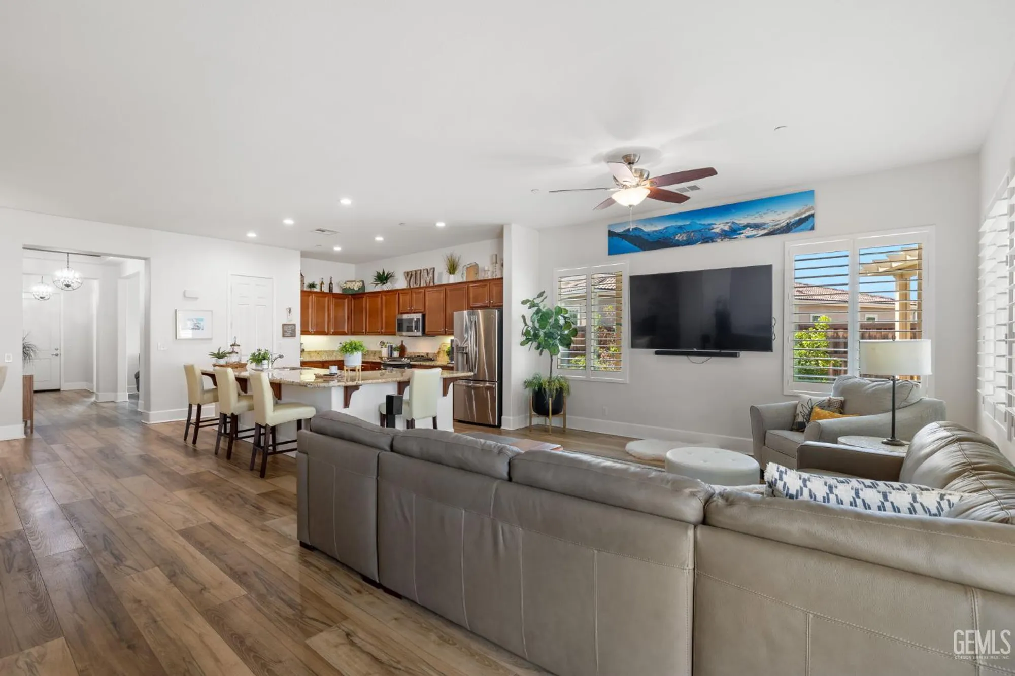 Property Slideshow image 25 of 55 | 9700 kingsport pl, Bakersfield, CA, 93306