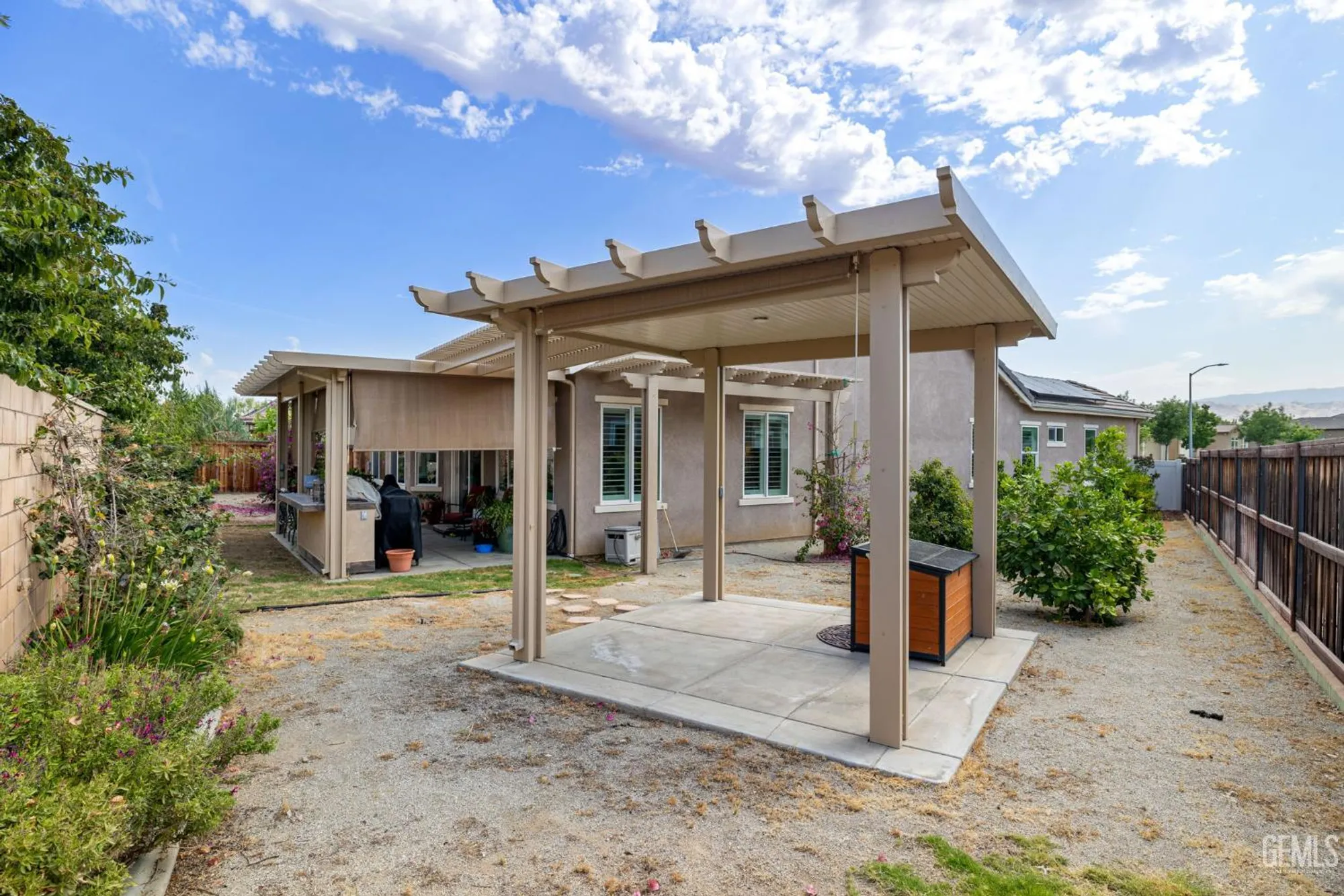 Property Slideshow image 43 of 55 | 9700 kingsport pl, Bakersfield, CA, 93306