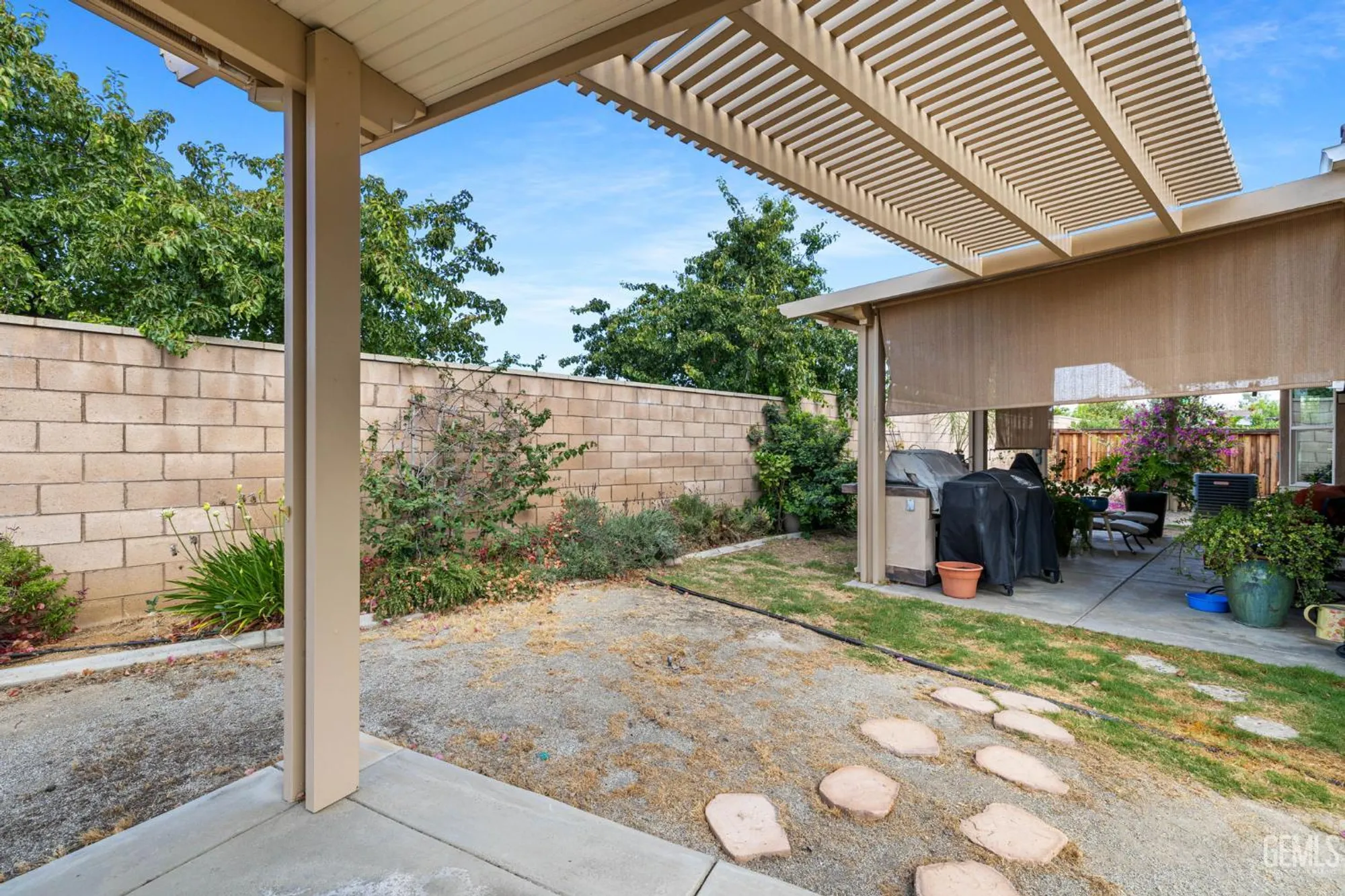 Property Slideshow image 44 of 55 | 9700 kingsport pl, Bakersfield, CA, 93306