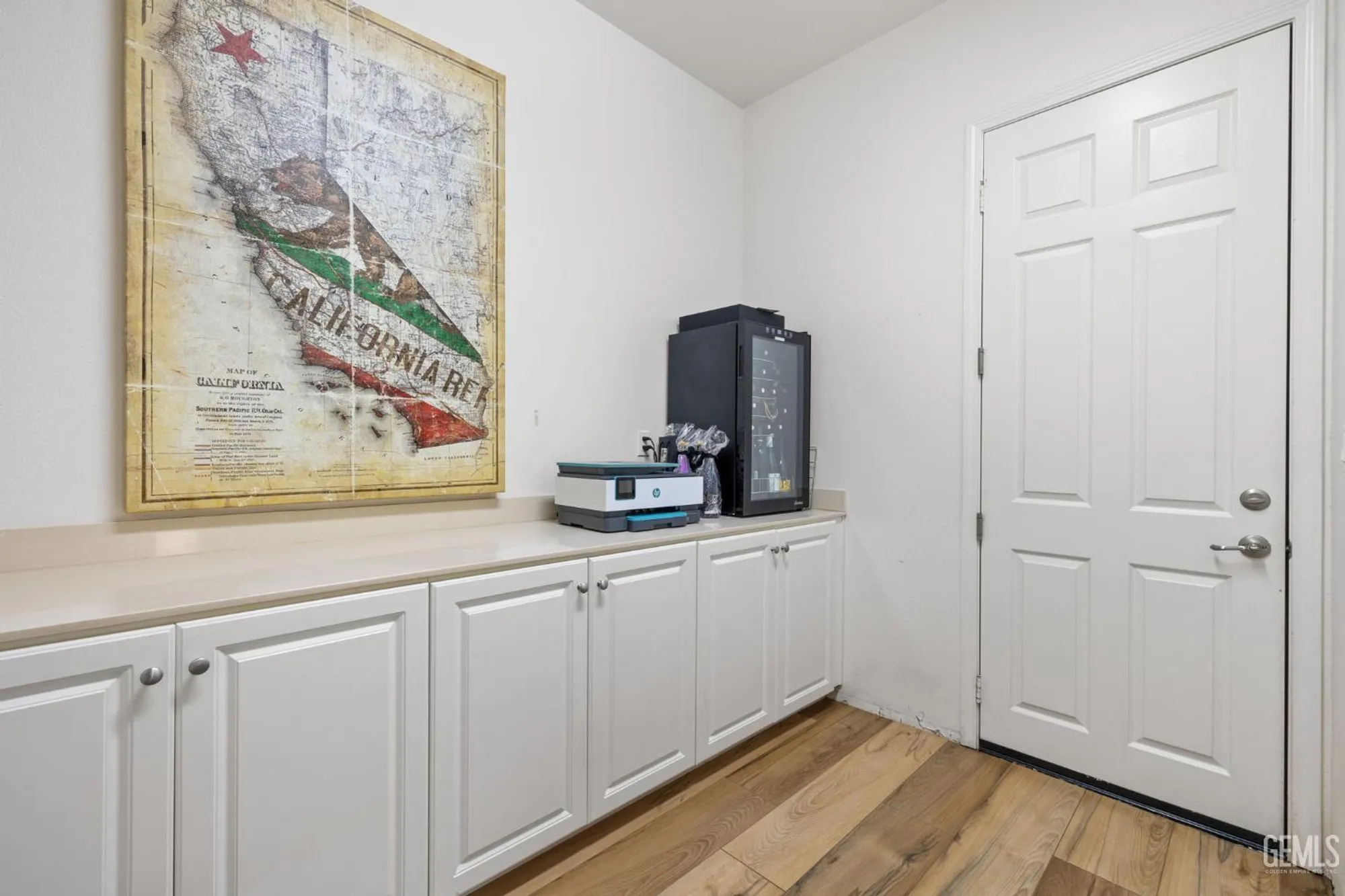 Property Slideshow image 42 of 55 | 9700 kingsport pl, Bakersfield, CA, 93306