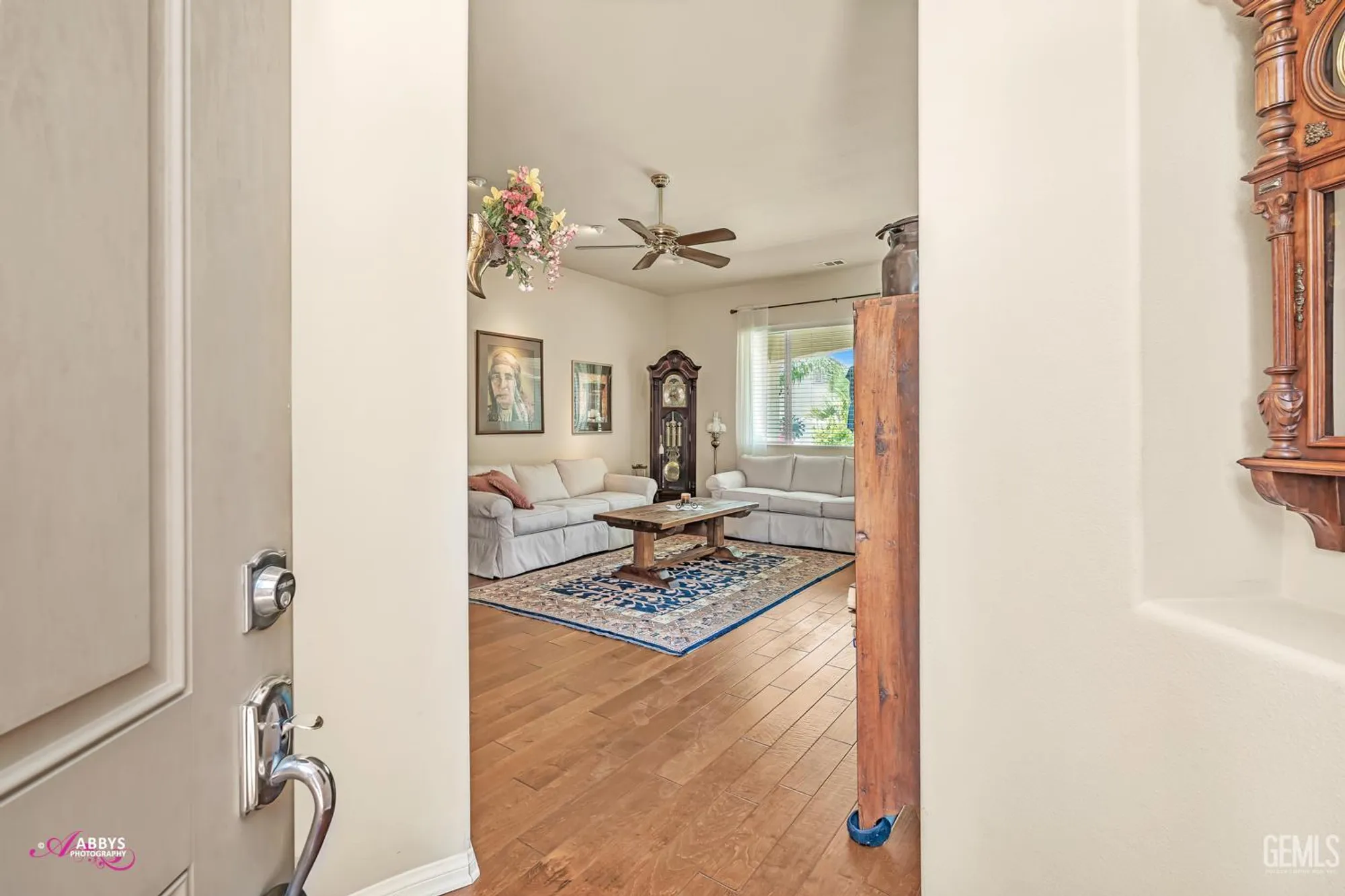 Property Slideshow image 4 of 50 | 6100 lassen ridge rd, Bakersfield, CA, 93306