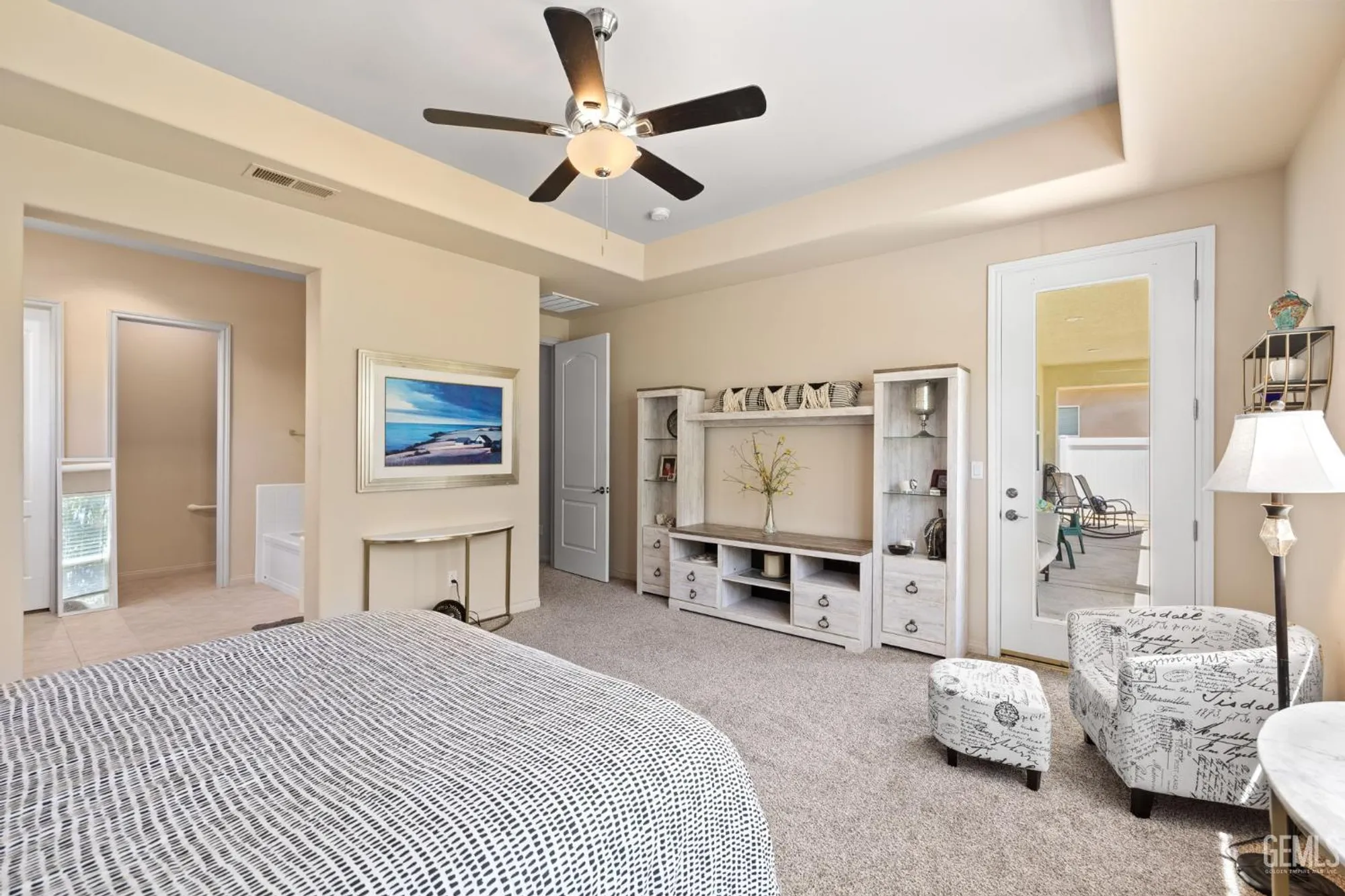 Property Slideshow image 31 of 60 | 11901 kimelford dr, Bakersfield, CA, 93312