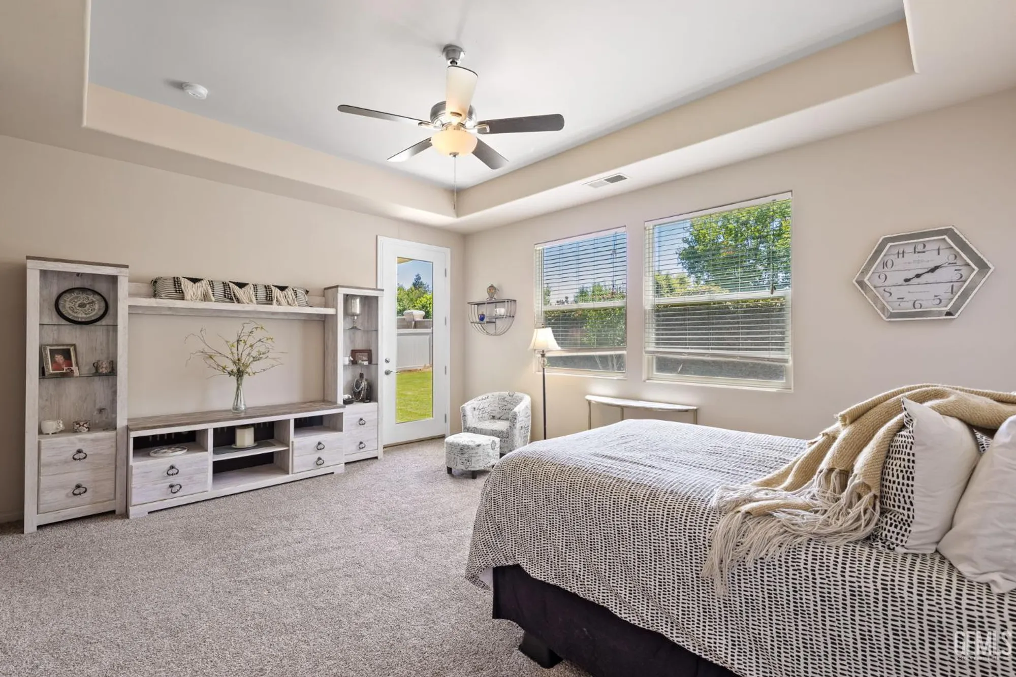 Property Slideshow image 30 of 60 | 11901 kimelford dr, Bakersfield, CA, 93312