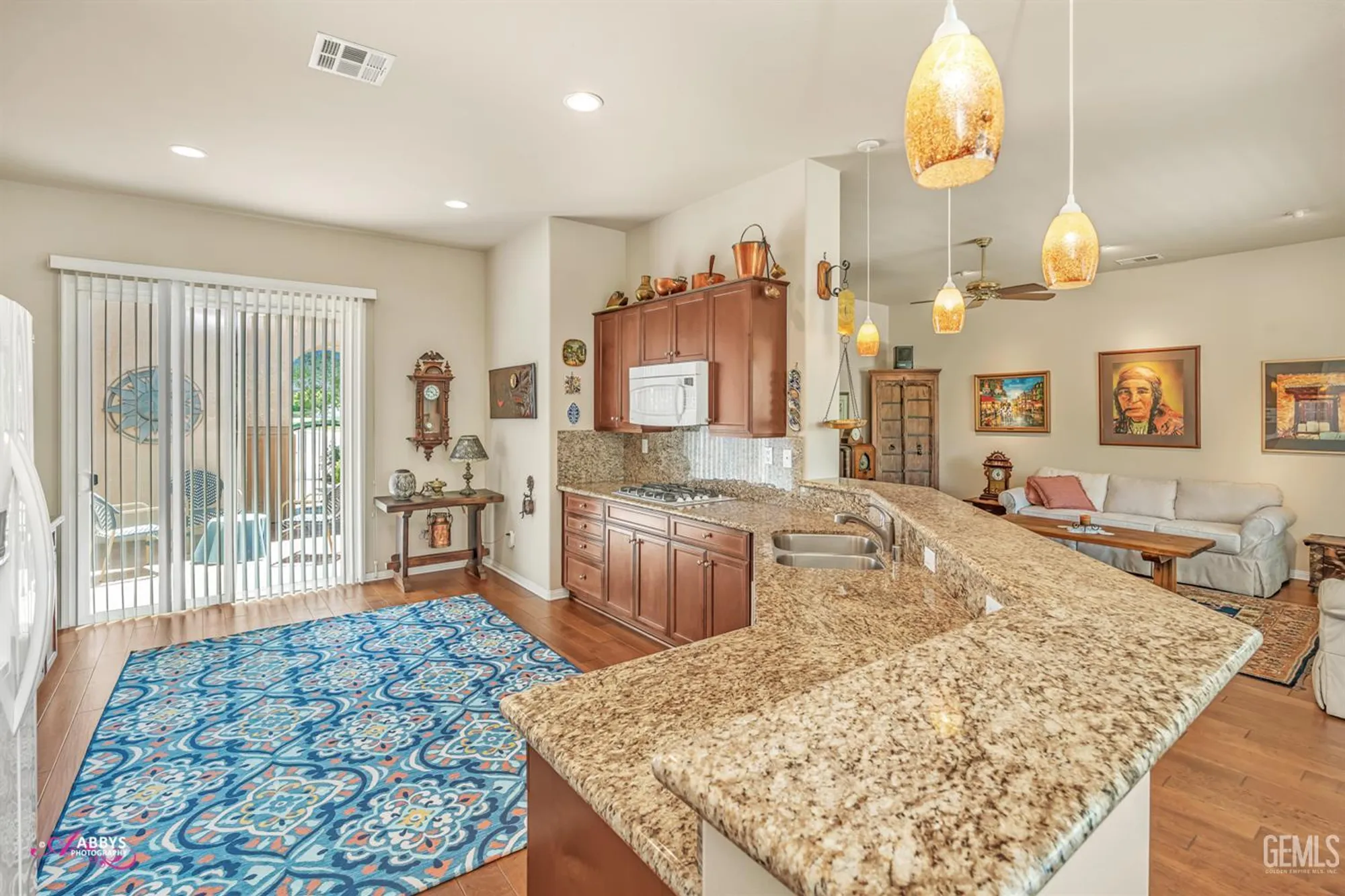 Property Slideshow image 10 of 50 | 6100 lassen ridge rd, Bakersfield, CA, 93306