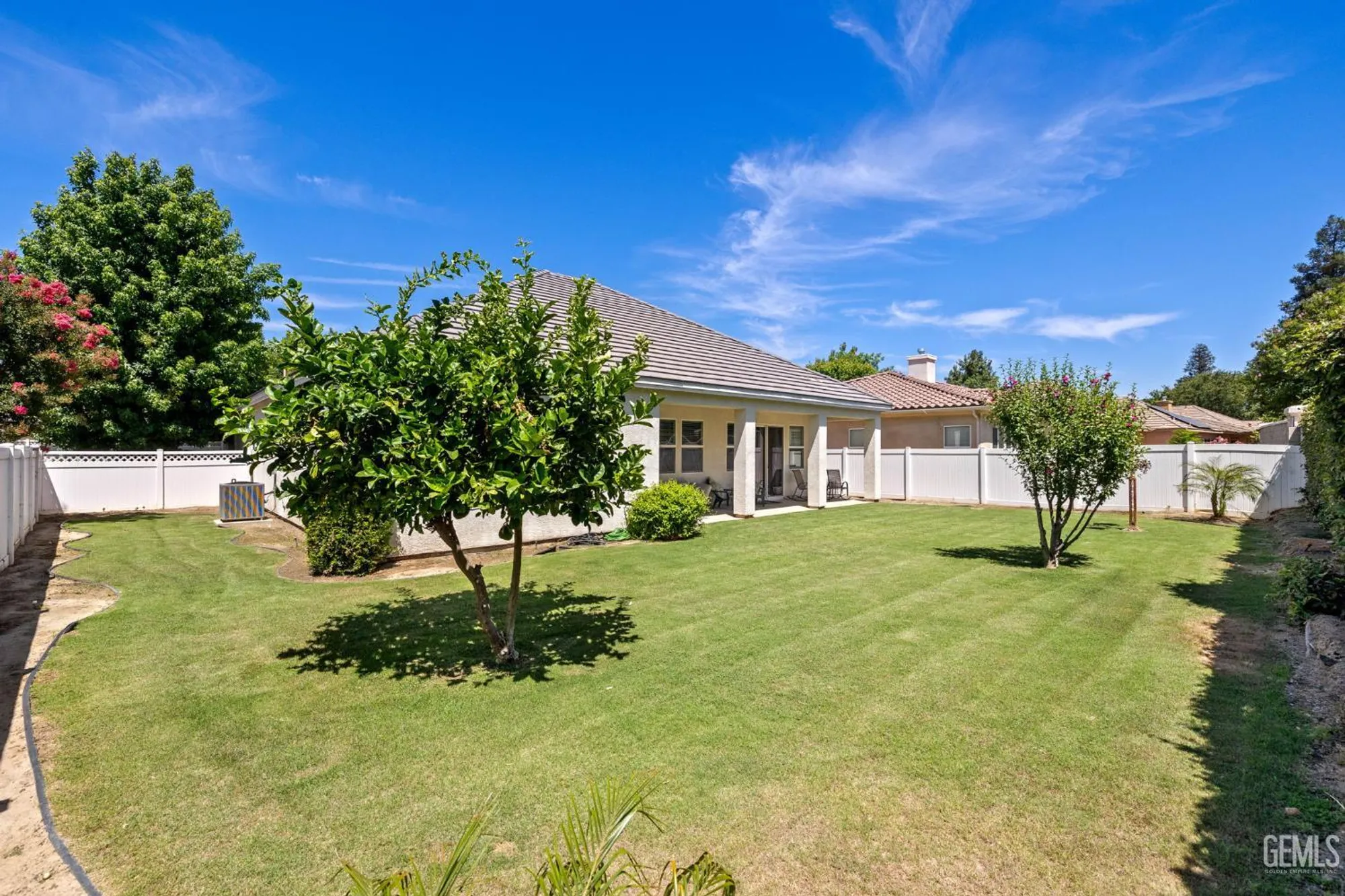 Property Slideshow image 44 of 60 | 11901 kimelford dr, Bakersfield, CA, 93312