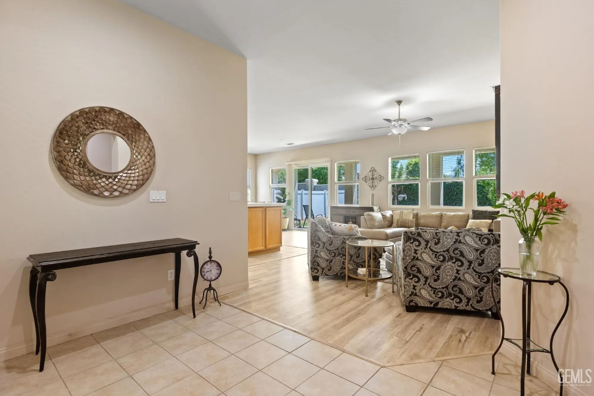 Property Slideshow image 8 of 60 | 11901 kimelford dr, Bakersfield, CA, 93312