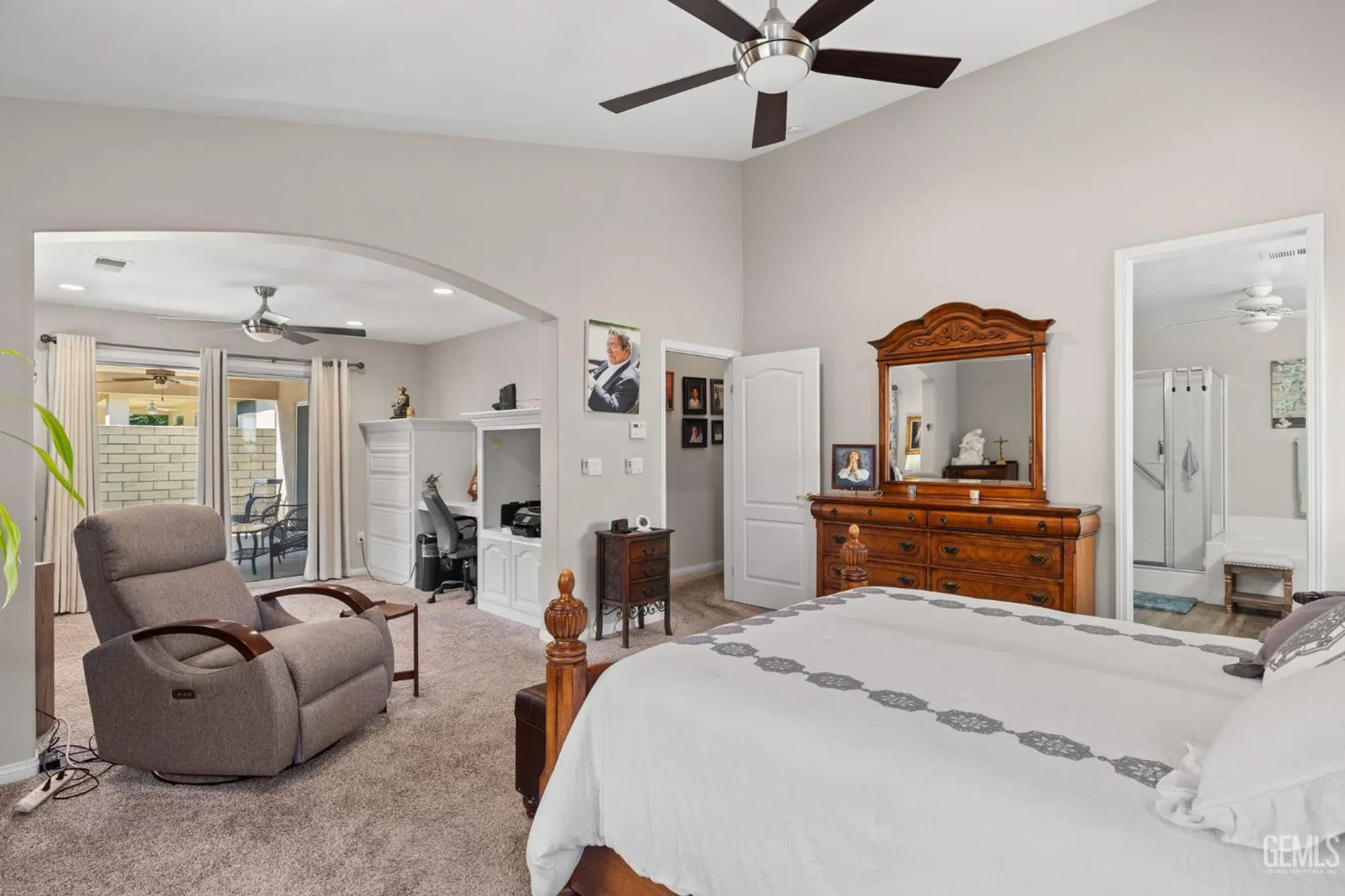 Property Slideshow image 29 of 69 | 3010 tea rose st, Bakersfield, CA, 93311