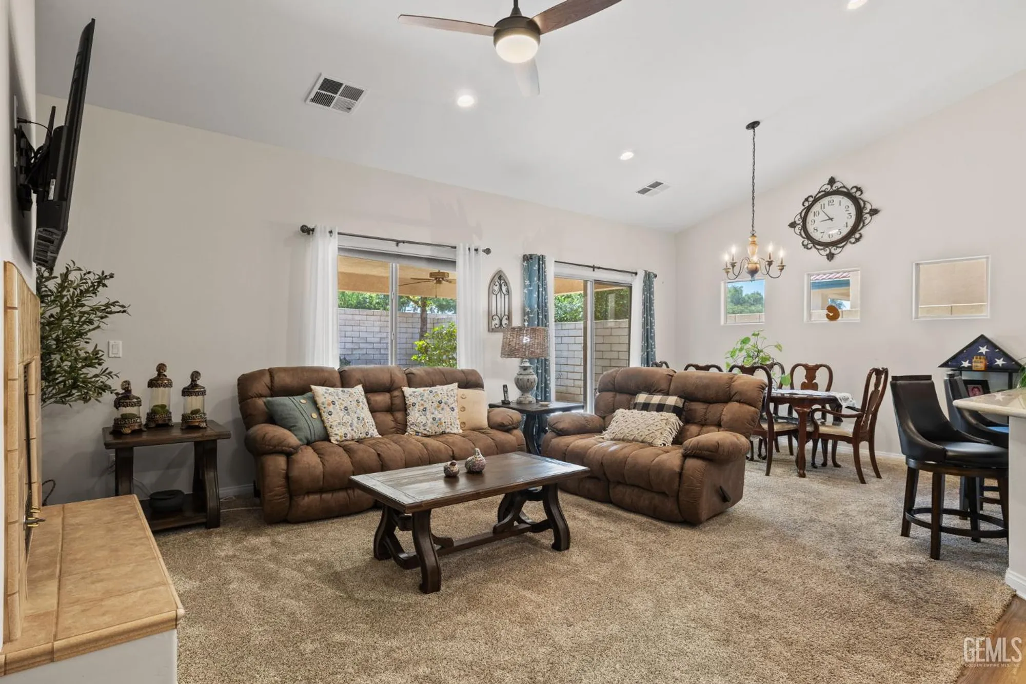 Property Slideshow image 8 of 69 | 3010 tea rose st, Bakersfield, CA, 93311