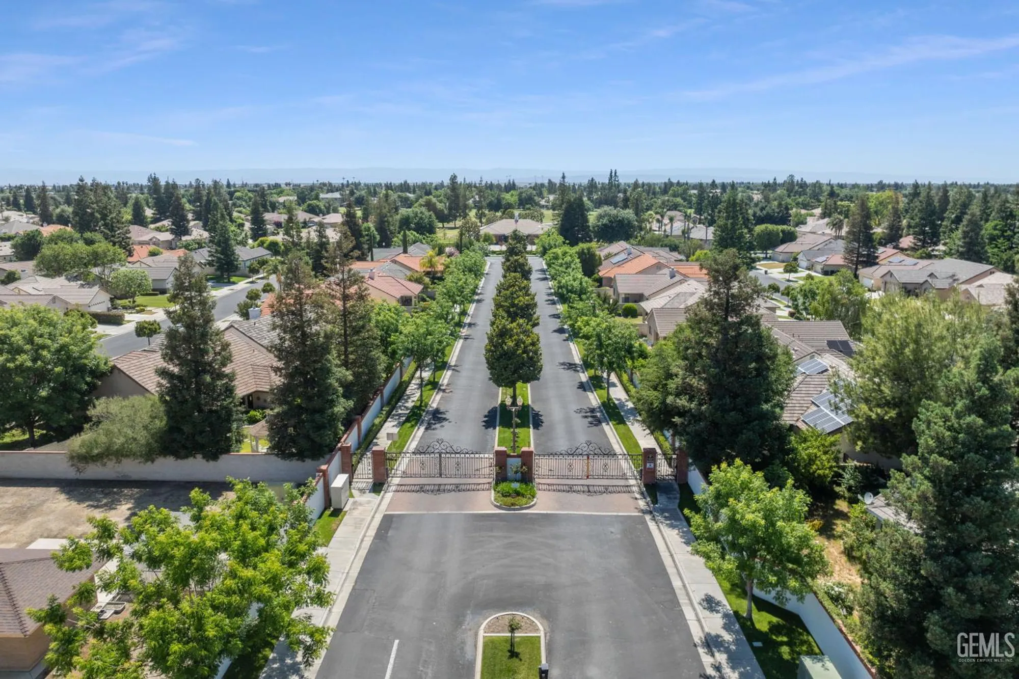 Property Slideshow image 41 of 69 | 3010 tea rose st, Bakersfield, CA, 93311