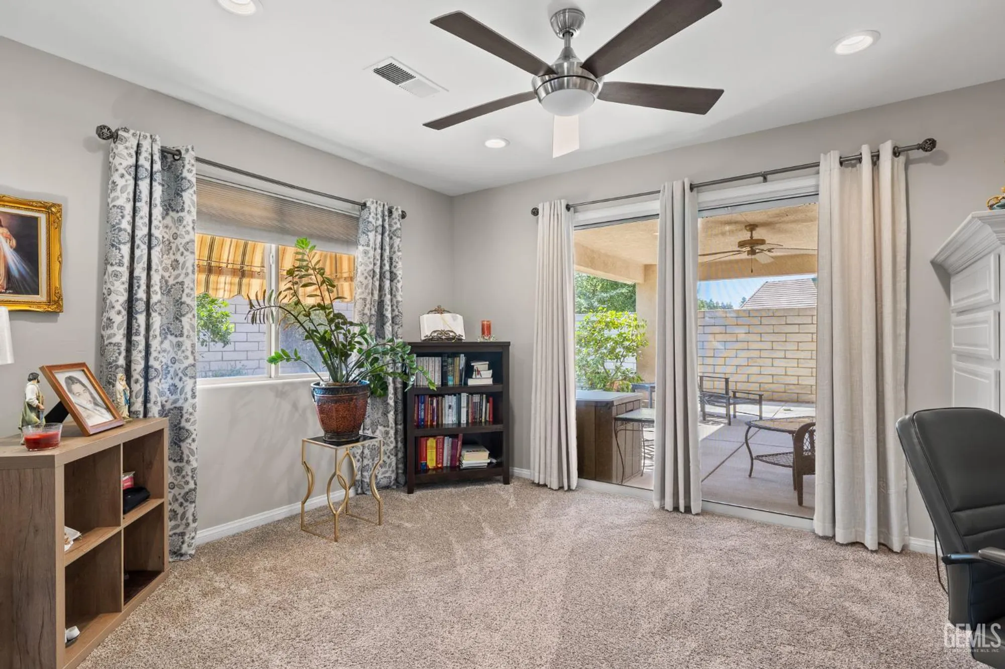 Property Slideshow image 30 of 69 | 3010 tea rose st, Bakersfield, CA, 93311