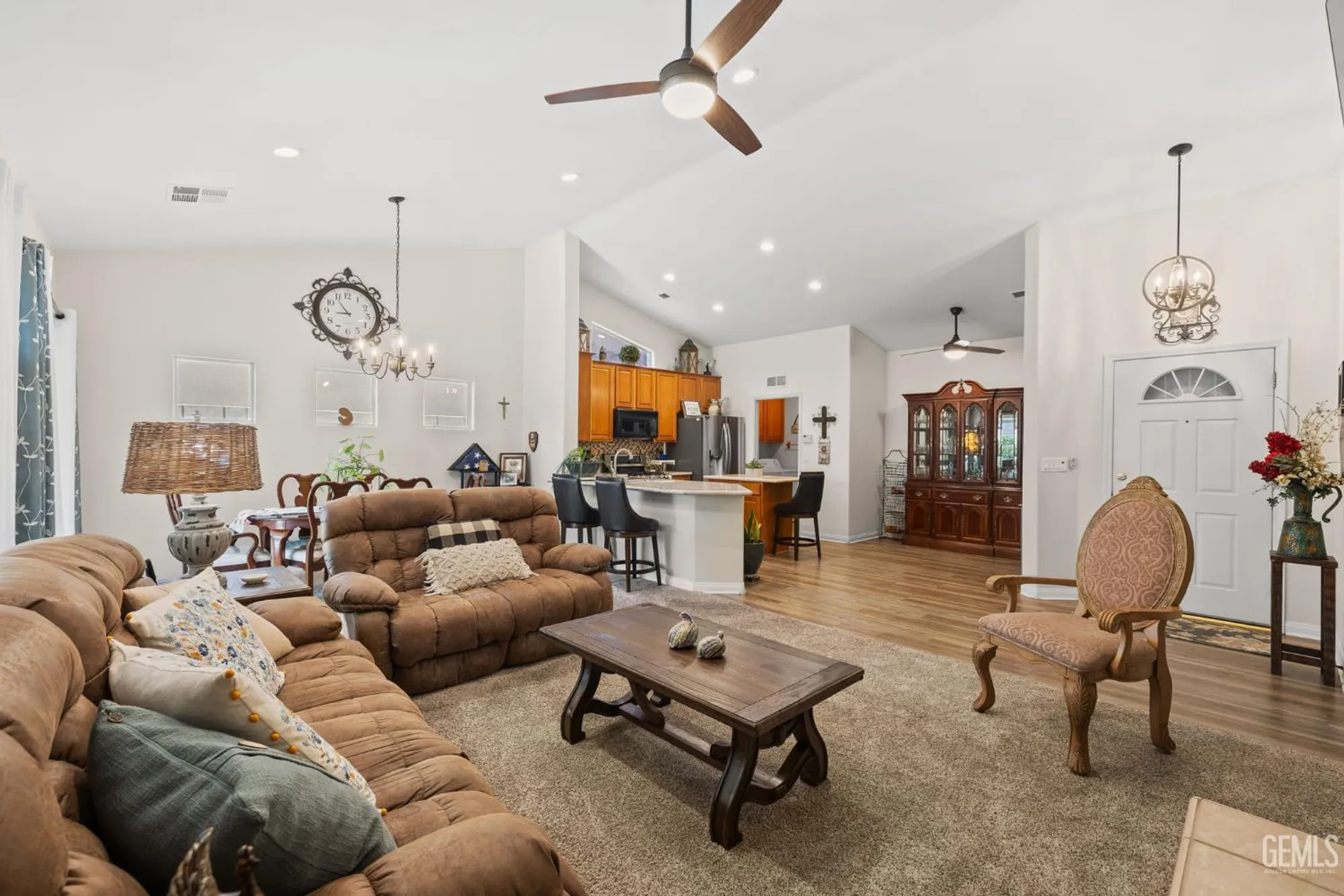 Property Slideshow image 11 of 69 | 3010 tea rose st, Bakersfield, CA, 93311