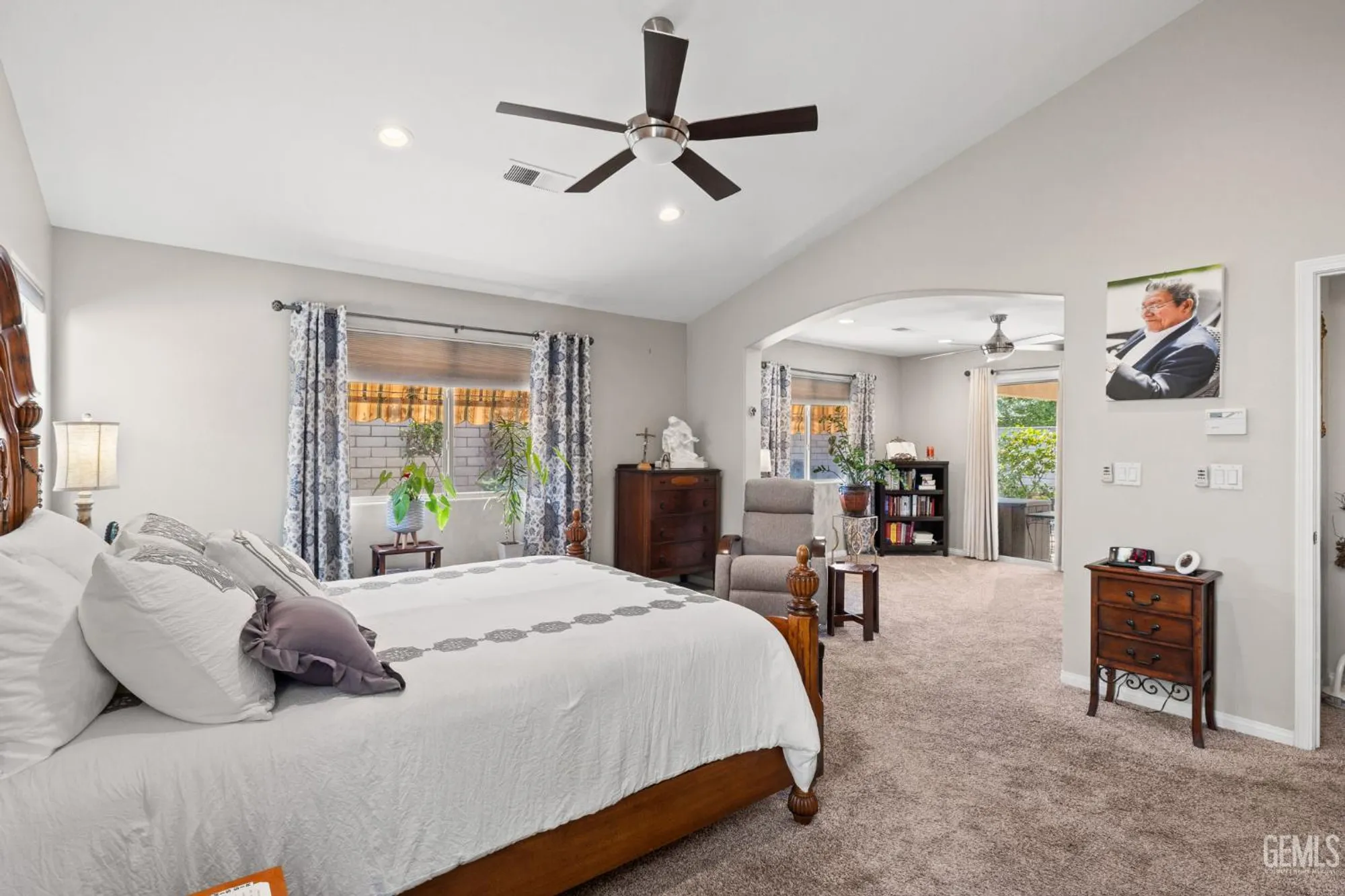 Property Slideshow image 28 of 69 | 3010 tea rose st, Bakersfield, CA, 93311