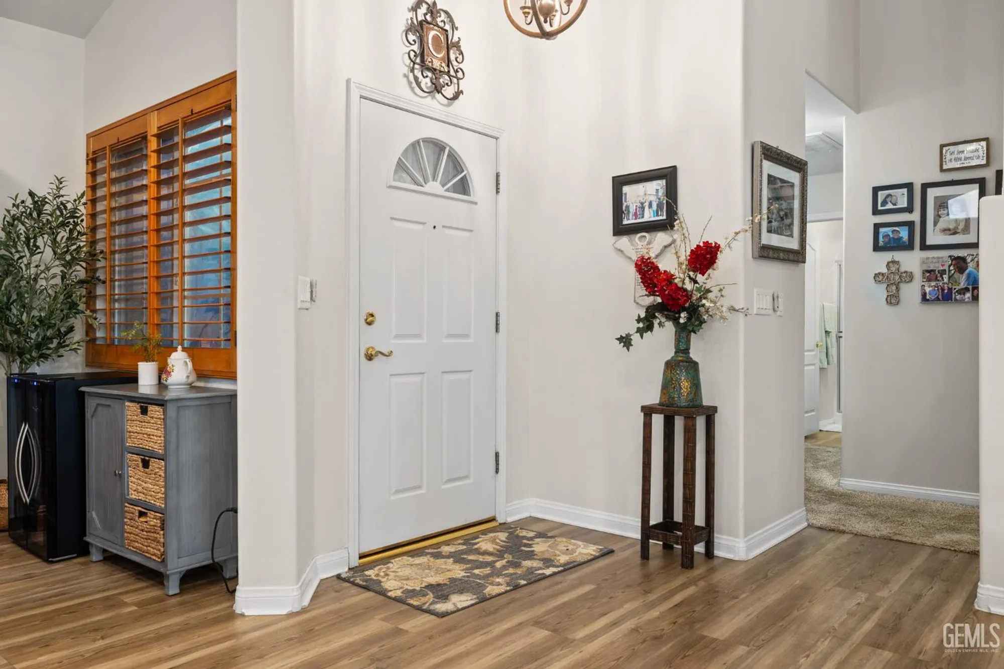 Property Slideshow image 7 of 69 | 3010 tea rose st, Bakersfield, CA, 93311