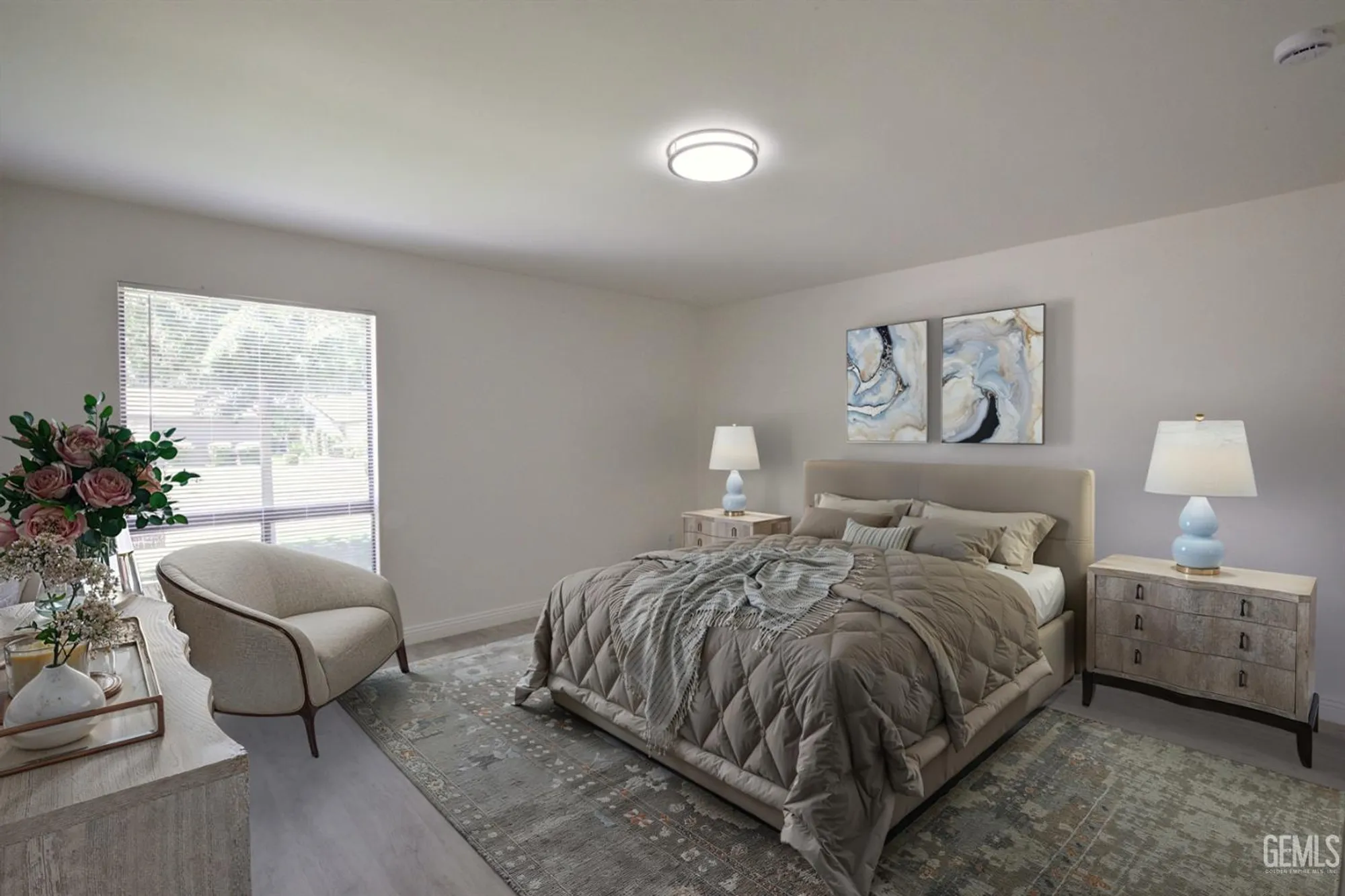 Property Slideshow image 6 of 11 | 924 bermuda st, Bakersfield, CA, 93309