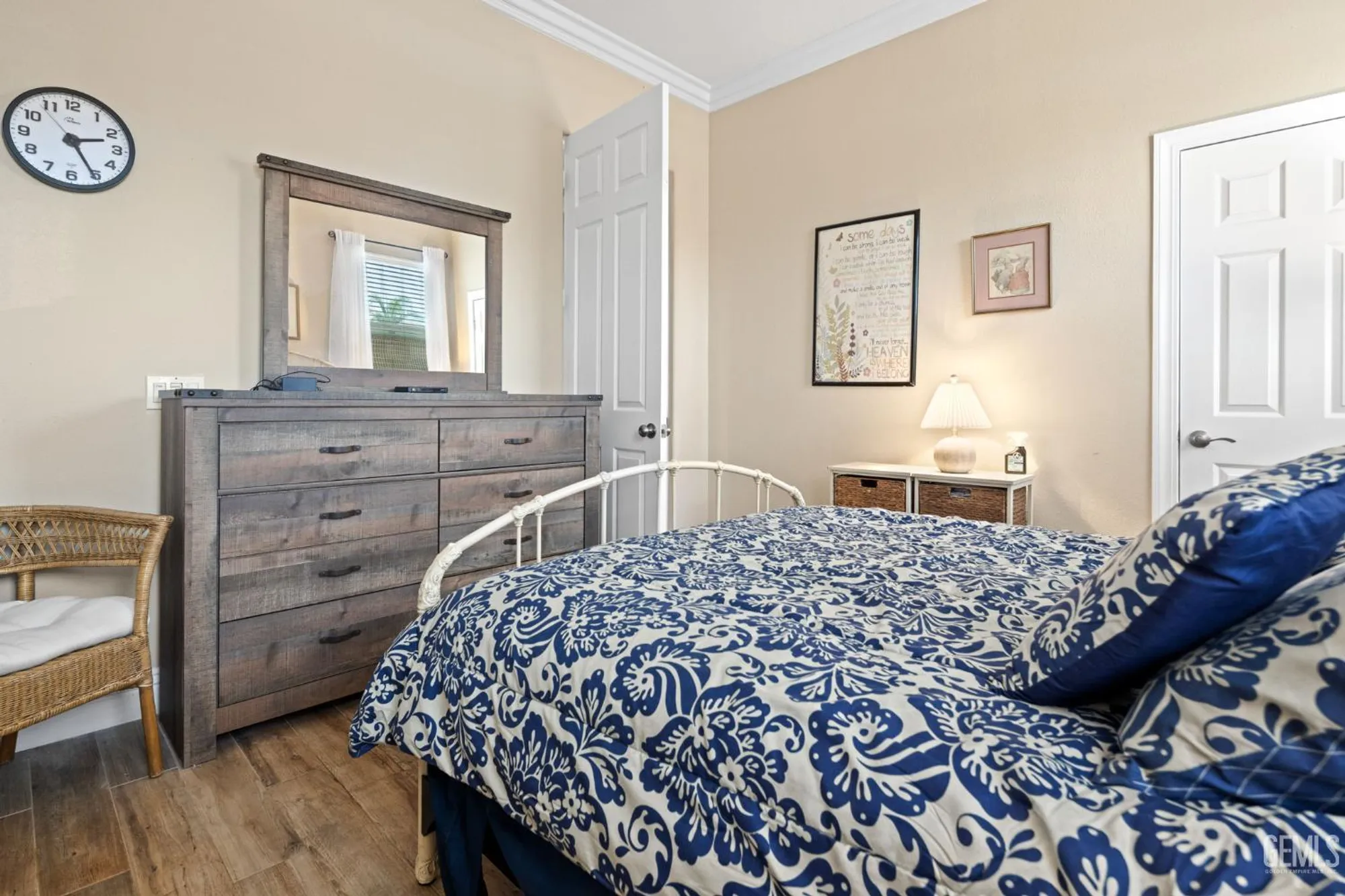 Property Slideshow image 33 of 48 | 5901 orange hill pl, Bakersfield, CA, 93306