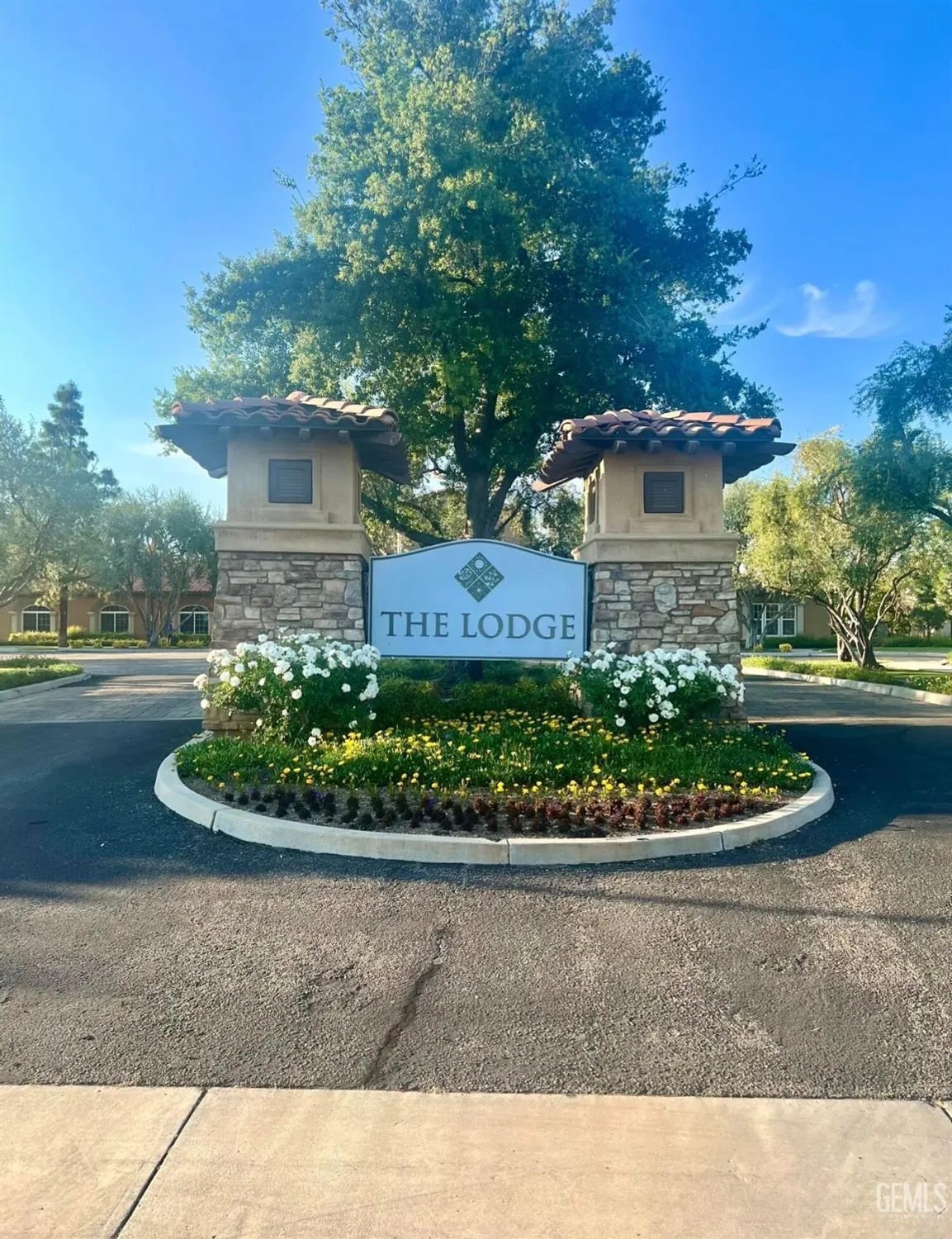 Property Slideshow image 4 of 42 | 9909 stockholm pl, Bakersfield, CA, 93306