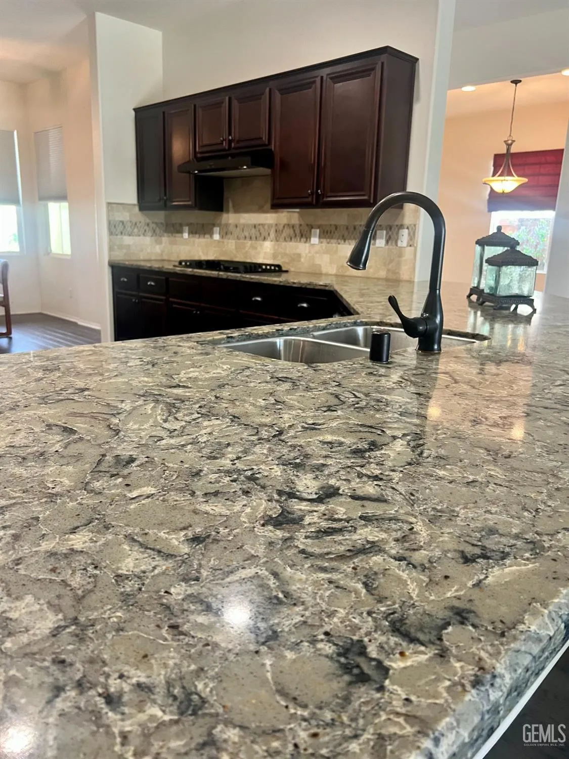 Property Slideshow image 13 of 42 | 9909 stockholm pl, Bakersfield, CA, 93306