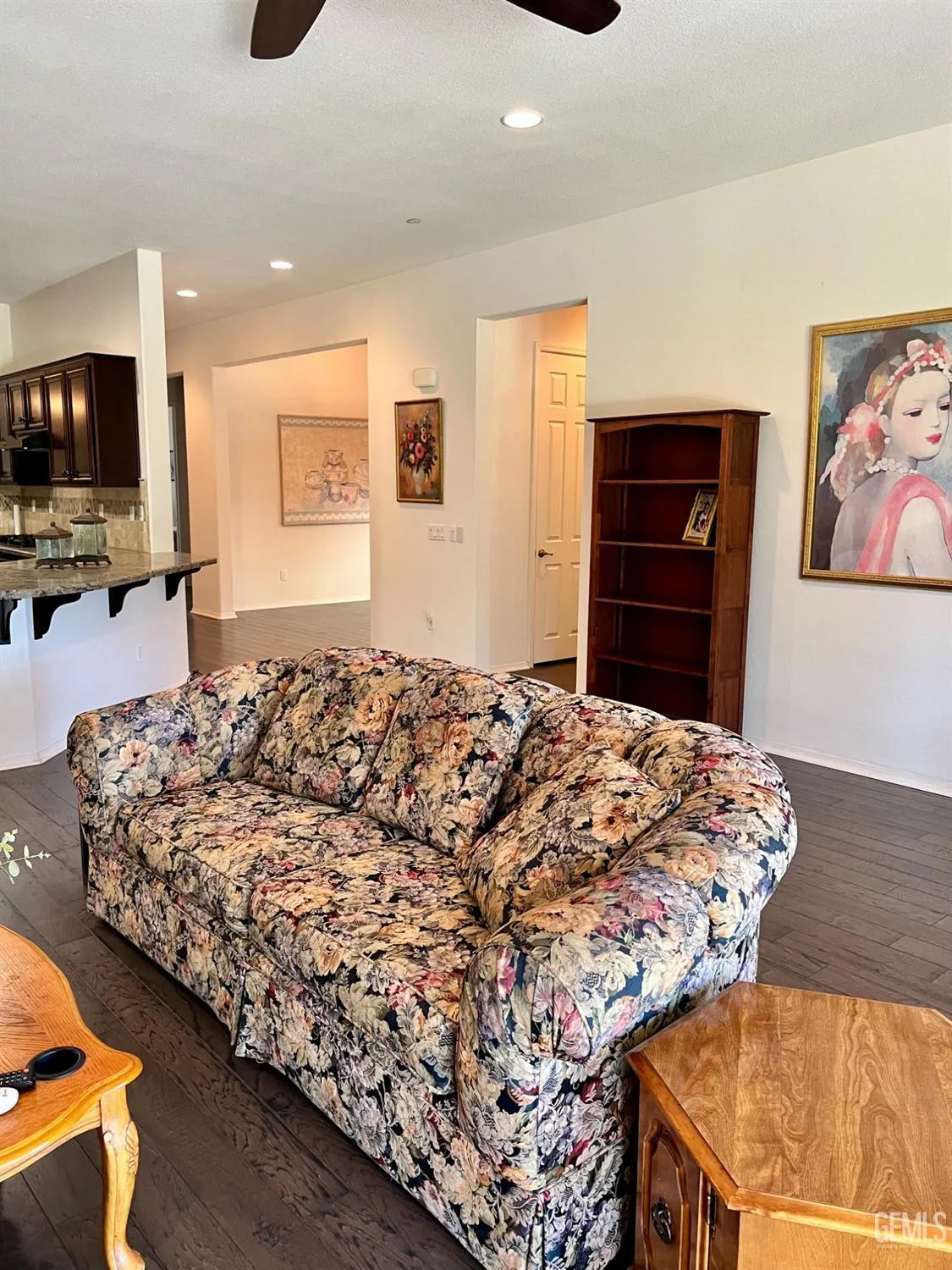 Property Slideshow image 9 of 42 | 9909 stockholm pl, Bakersfield, CA, 93306