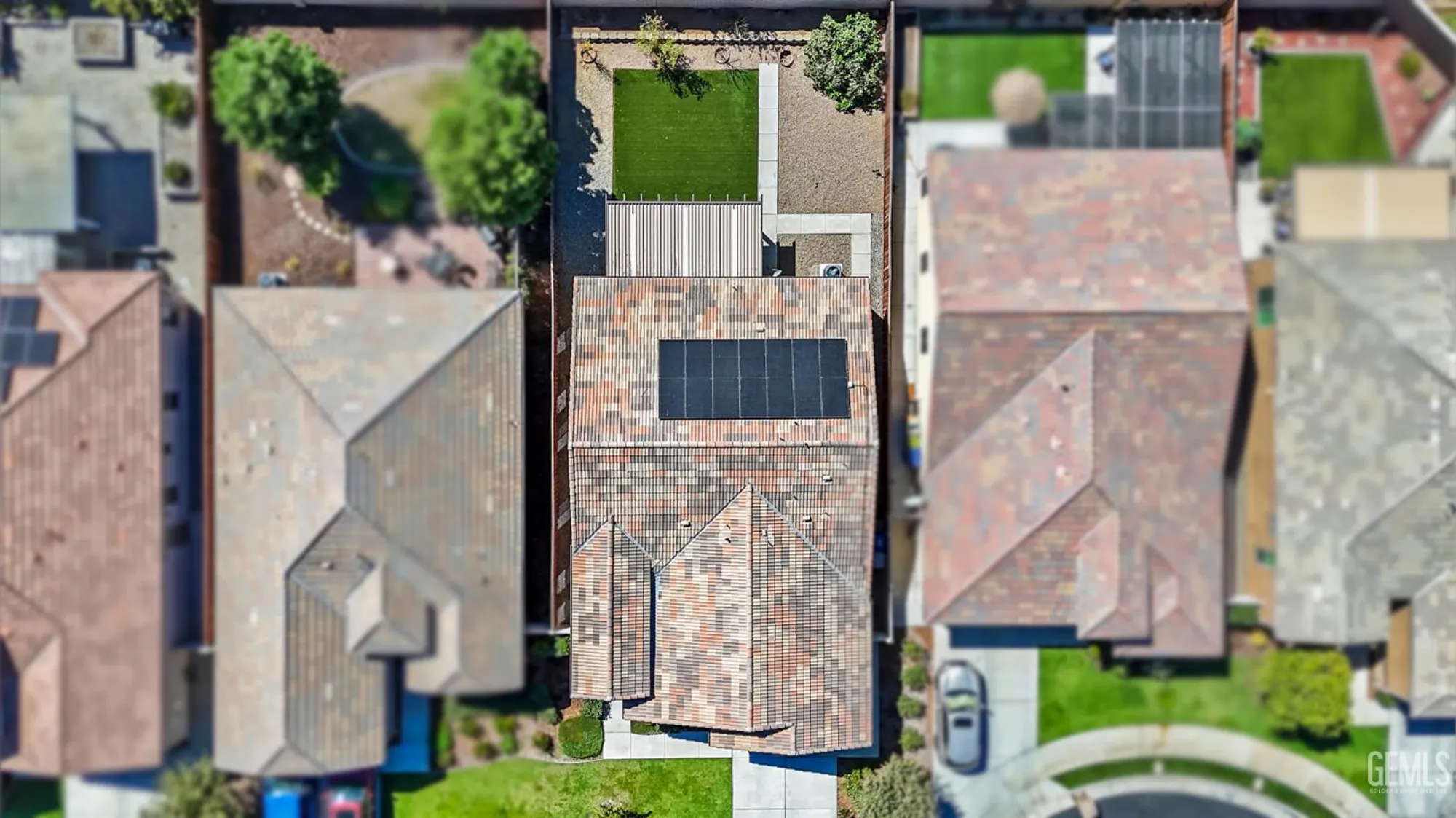 Property Slideshow image 2 of 38 | 9709 richland hills ln, Bakersfield, CA, 93306