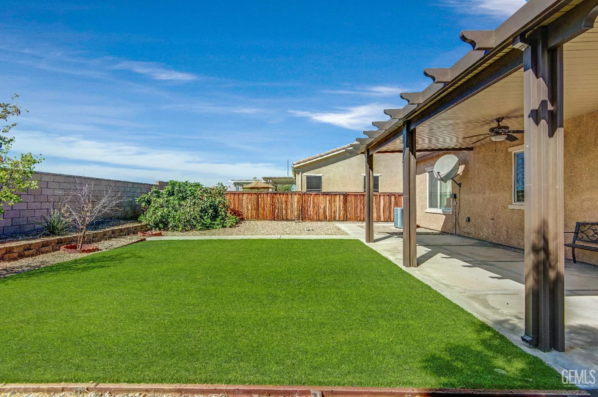 Property Slideshow image 35 of 38 | 9709 richland hills ln, Bakersfield, CA, 93306