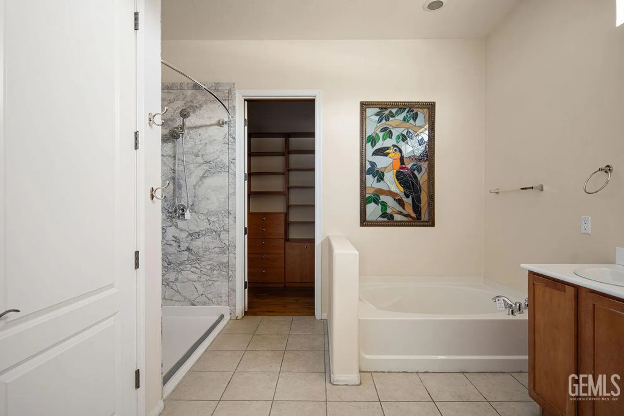 Property Slideshow image 20 of 22 | 5800 blazing star ln, Bakersfield, CA, 93306