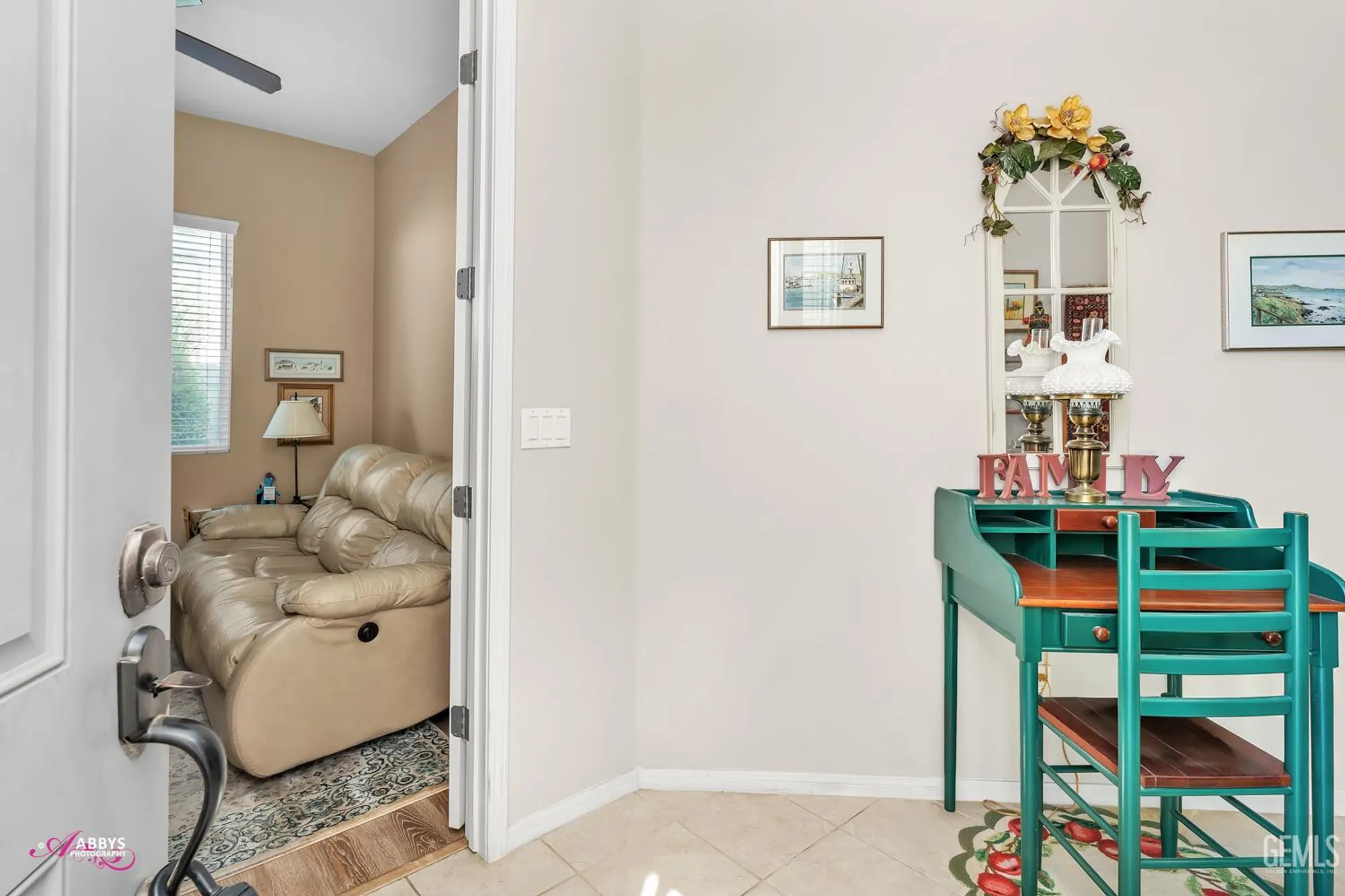 Property Slideshow image 7 of 52 | 13808 calico village dr, Bakersfield, CA, 93306