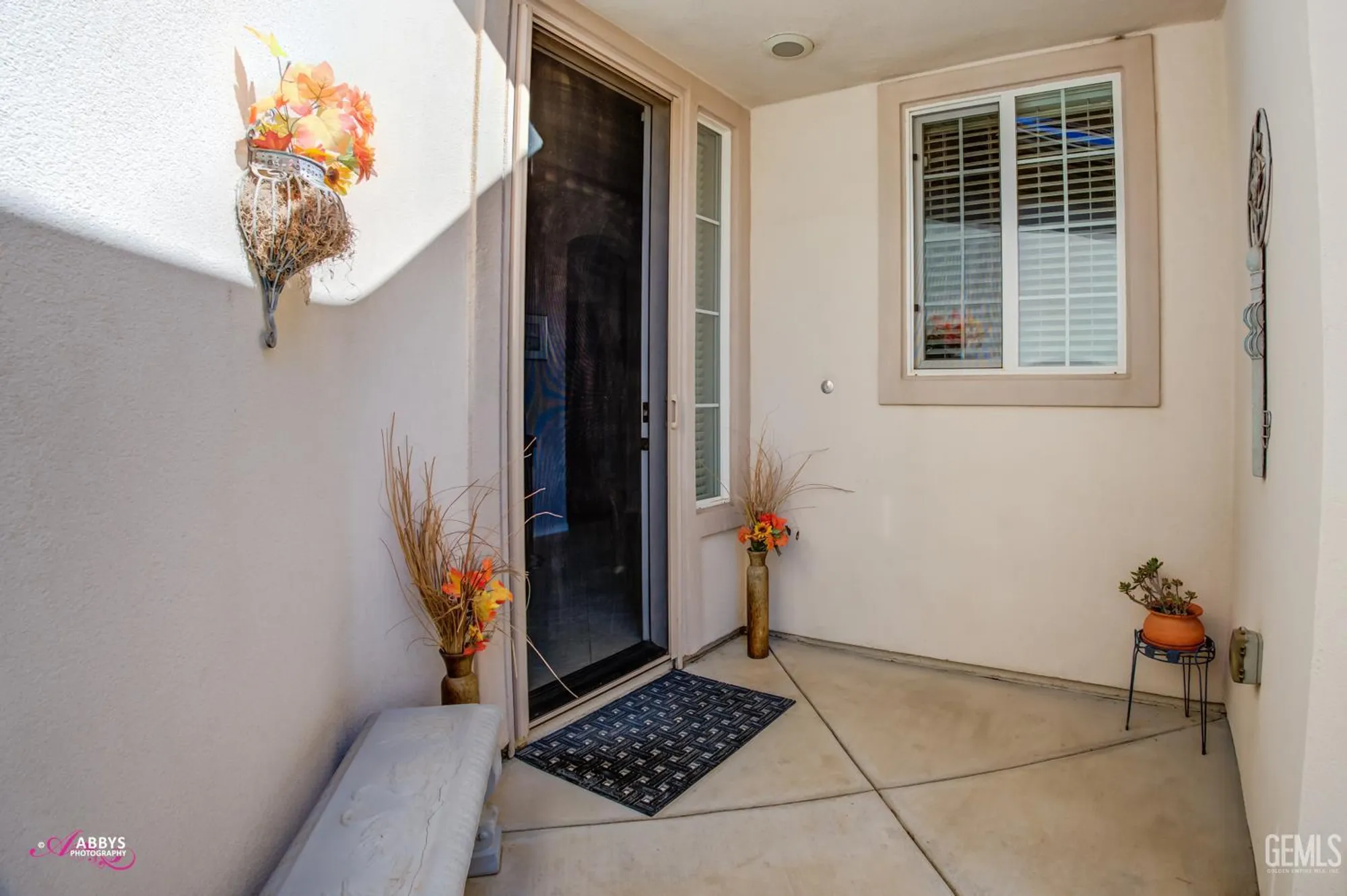 Property Slideshow image 6 of 52 | 13808 calico village dr, Bakersfield, CA, 93306