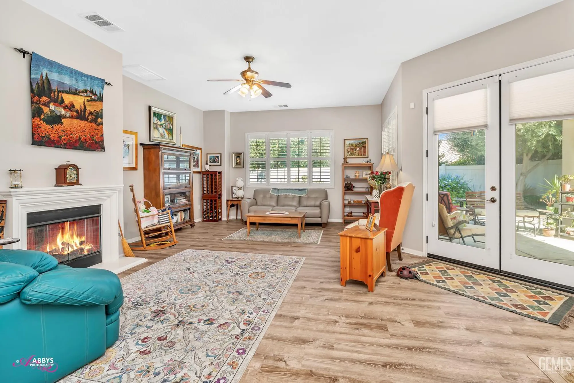 Property Slideshow image 9 of 52 | 13808 calico village dr, Bakersfield, CA, 93306