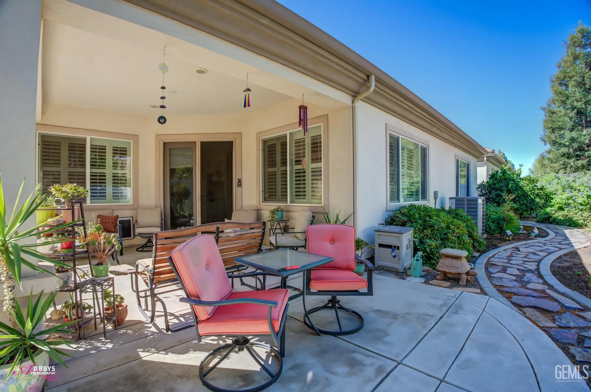 Property Slideshow image 33 of 52 | 13808 calico village dr, Bakersfield, CA, 93306