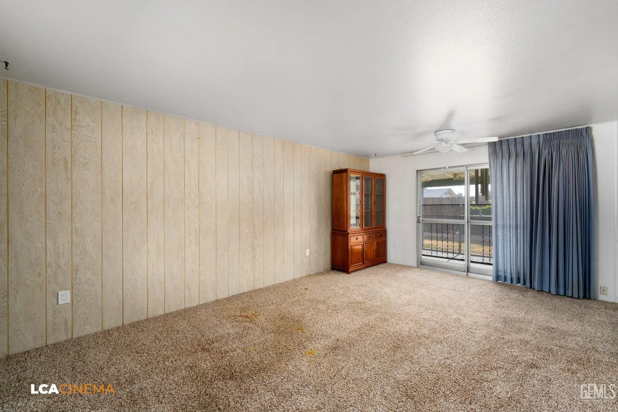 Property Slideshow image 5 of 20 | 405 oak fair way, Bakersfield, CA, 93309