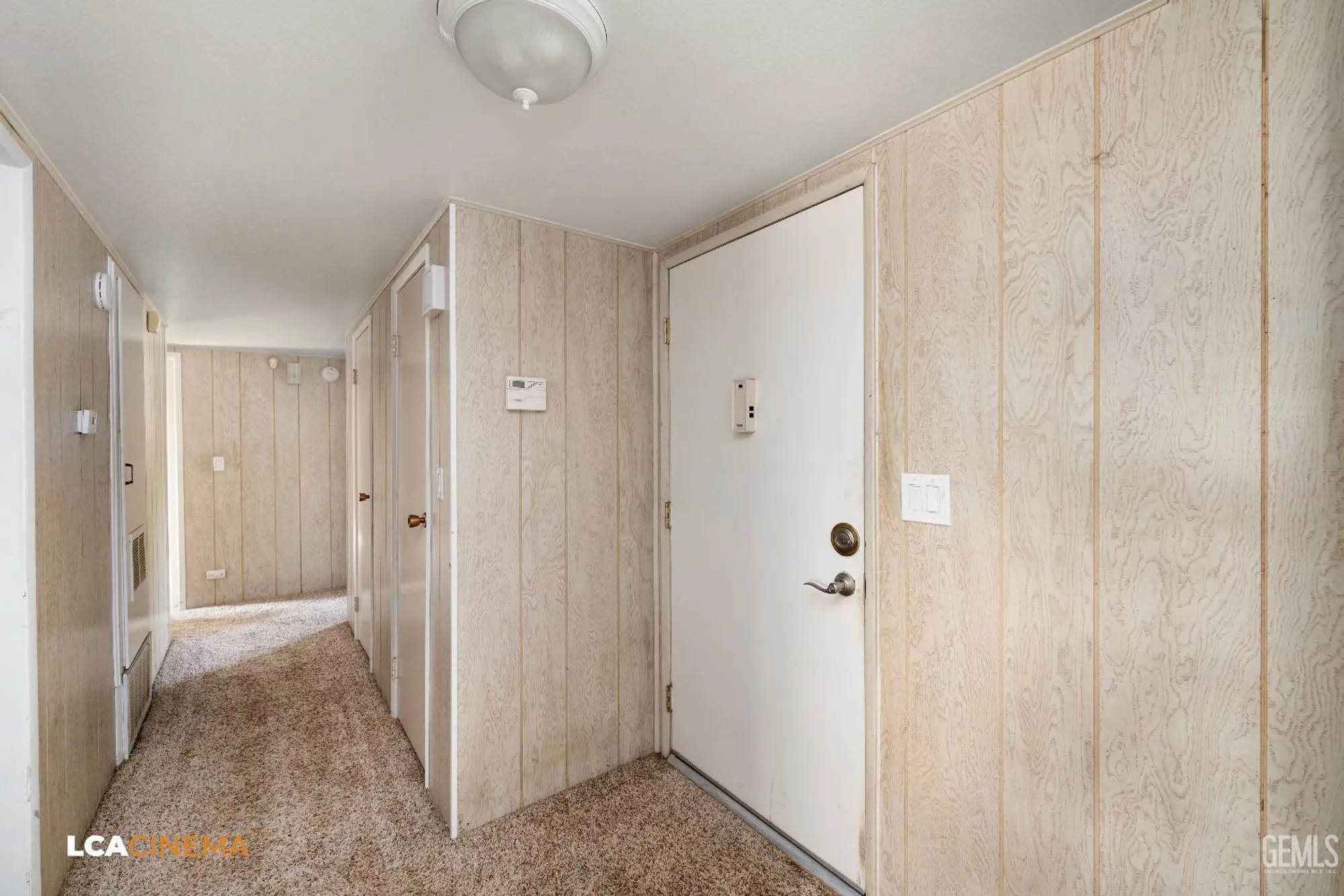 Property Slideshow image 9 of 20 | 405 oak fair way, Bakersfield, CA, 93309