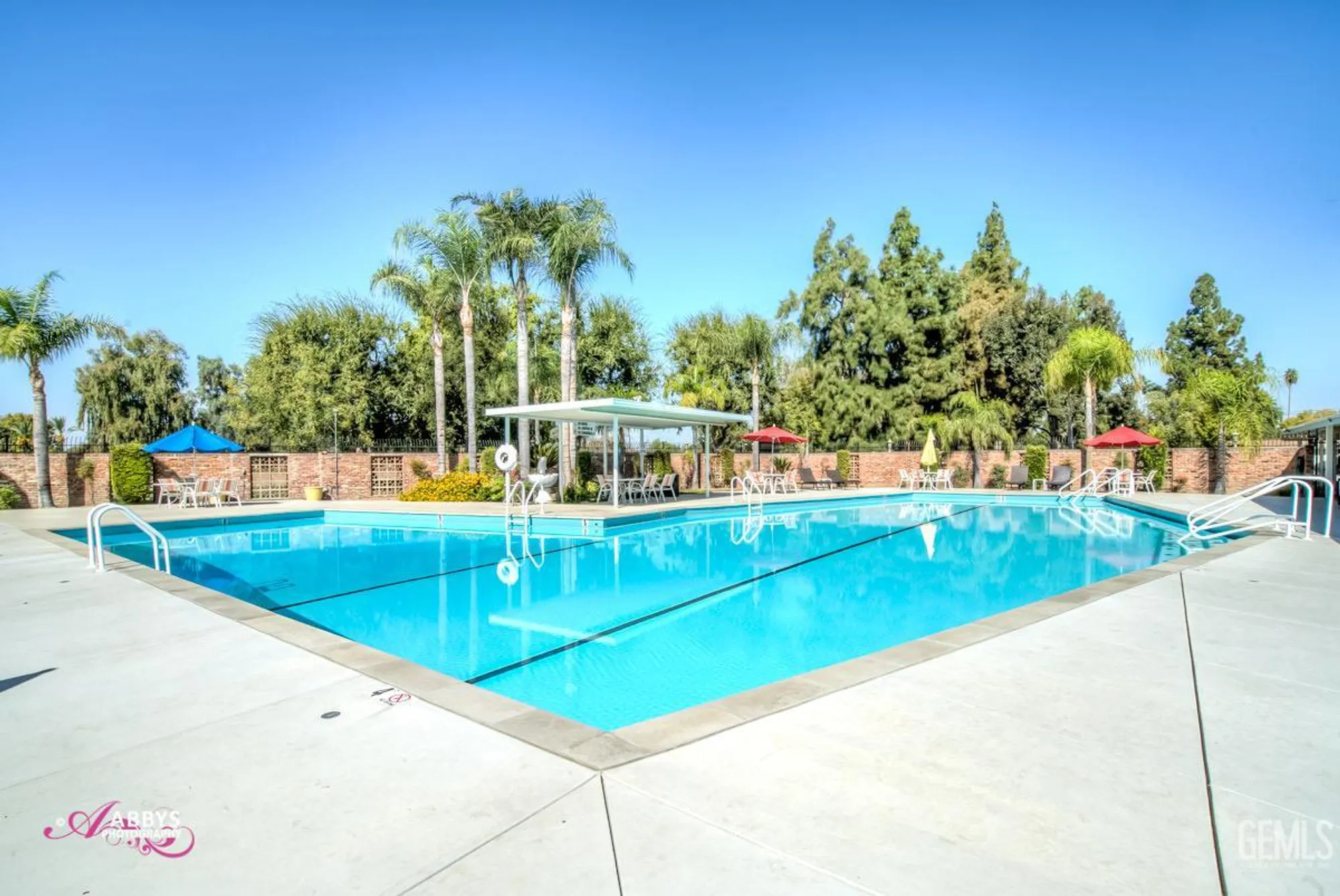 Property Slideshow image 20 of 27 | 6104 bel aire way, Bakersfield, CA, 93309