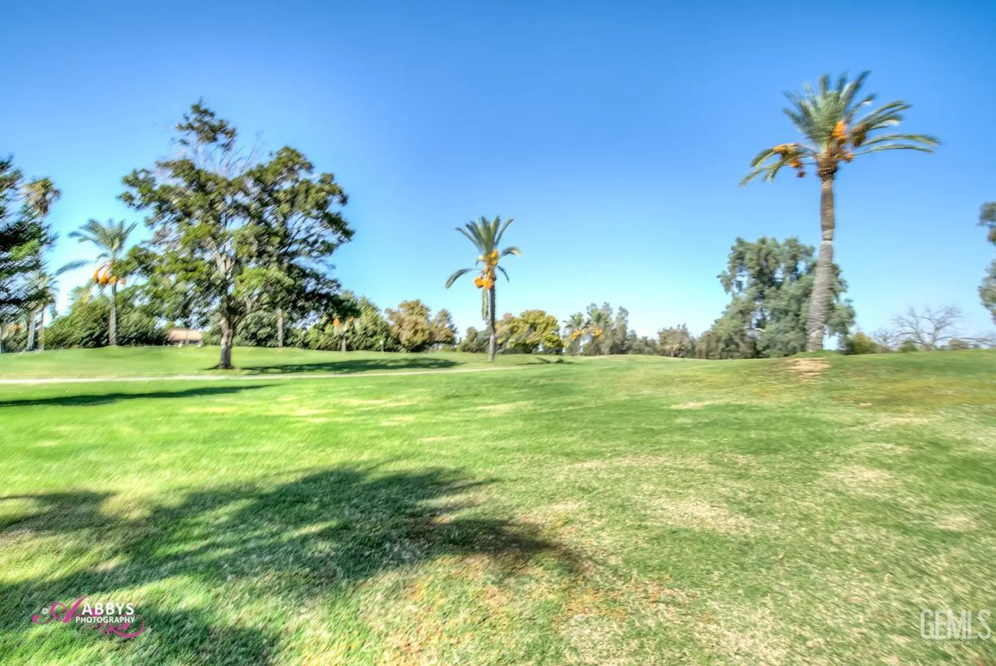 Property Slideshow image 25 of 27 | 6104 bel aire way, Bakersfield, CA, 93309