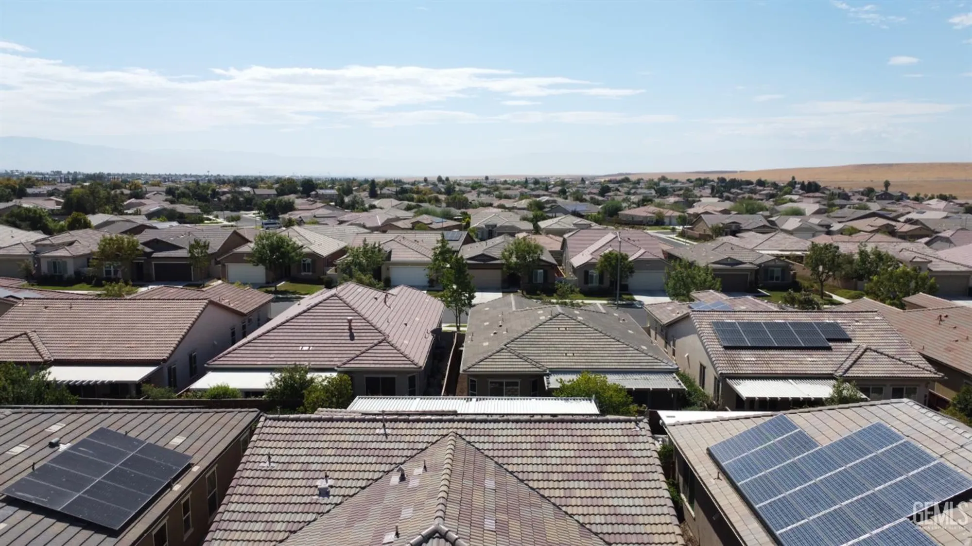 Property Slideshow image 6 of 48 | 10026 besancon way, Bakersfield, CA, 93306