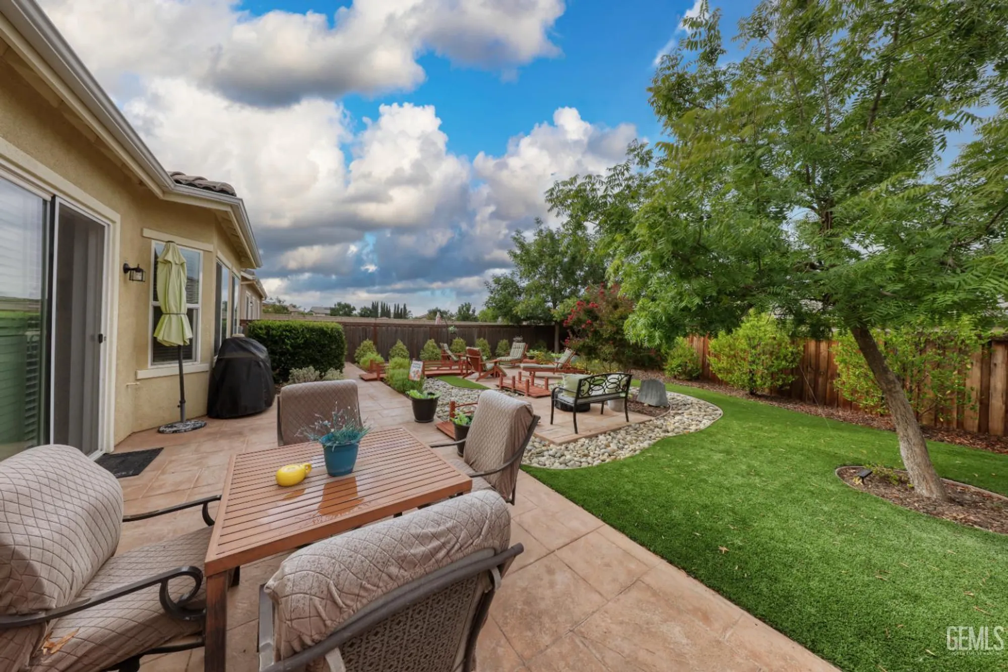 Property Slideshow image 33 of 55 | 5908 orange hill pl, Bakersfield, CA, 93306