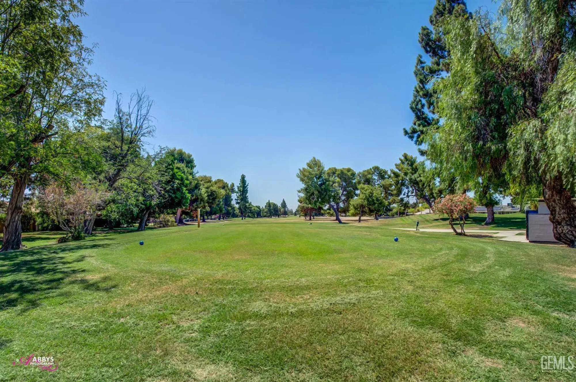 Property Slideshow image 34 of 47 | 409 bermuda st, Bakersfield, CA, 93309